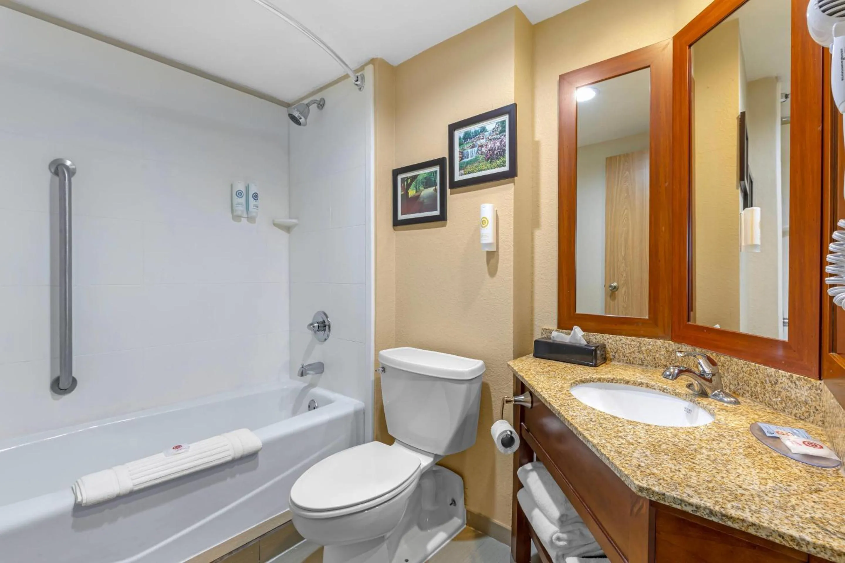 Bedroom in Comfort Inn Wichita Falls North