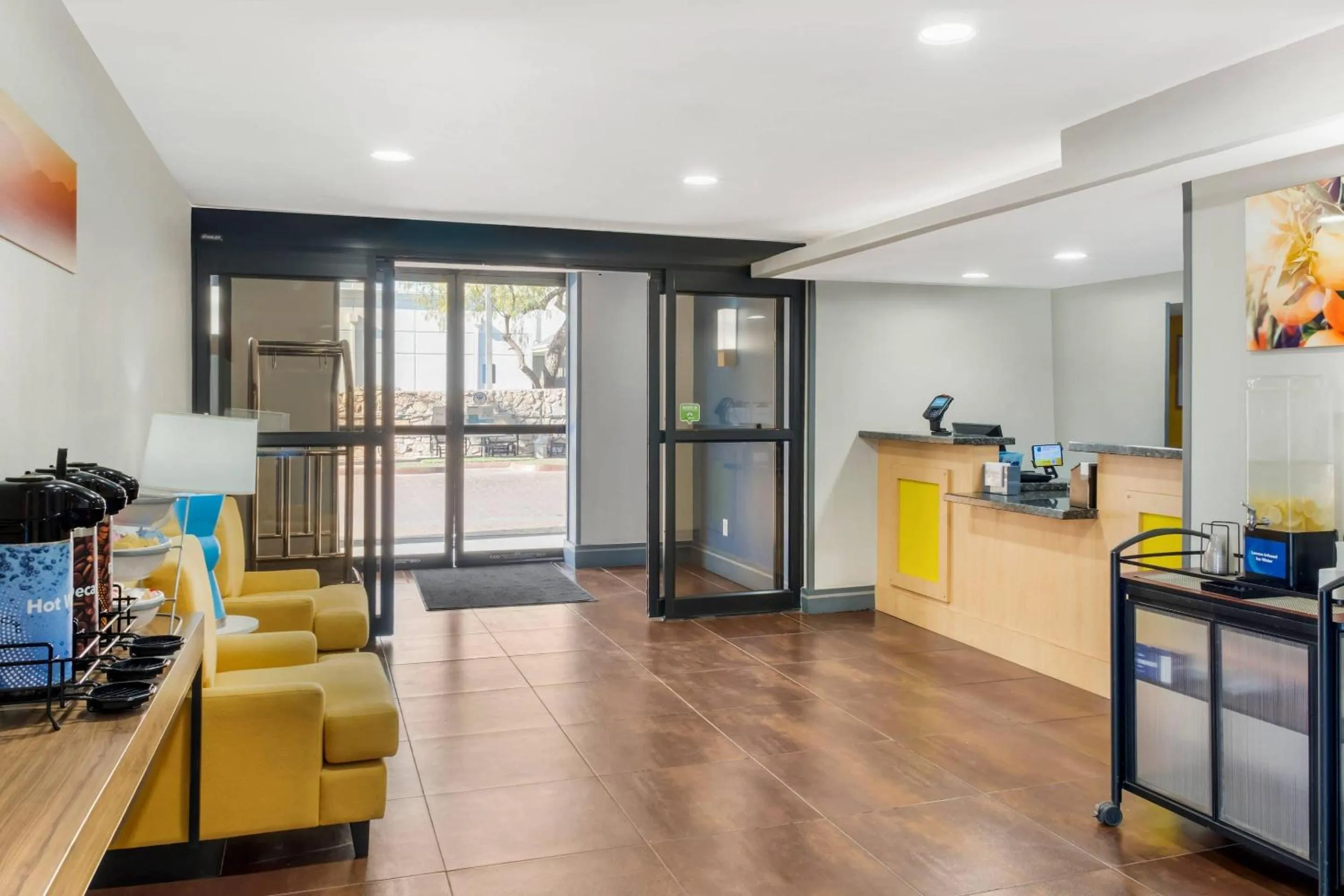 Lobby or reception in Comfort Inn & Suites El Paso I-10 Airport Area