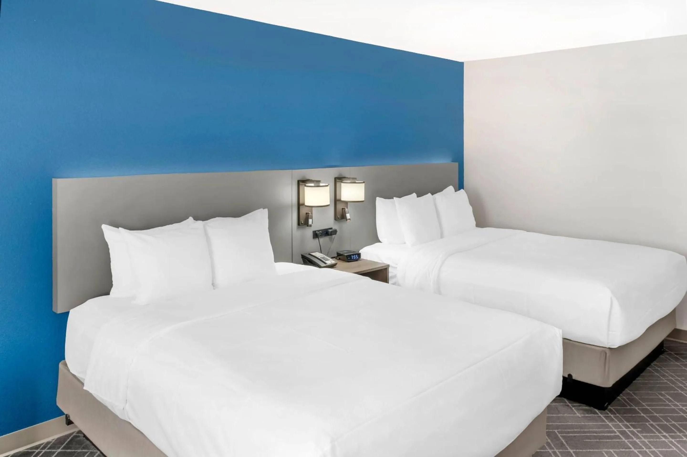 Bedroom, Bed in Comfort Inn & Suites El Paso I-10 Airport Area