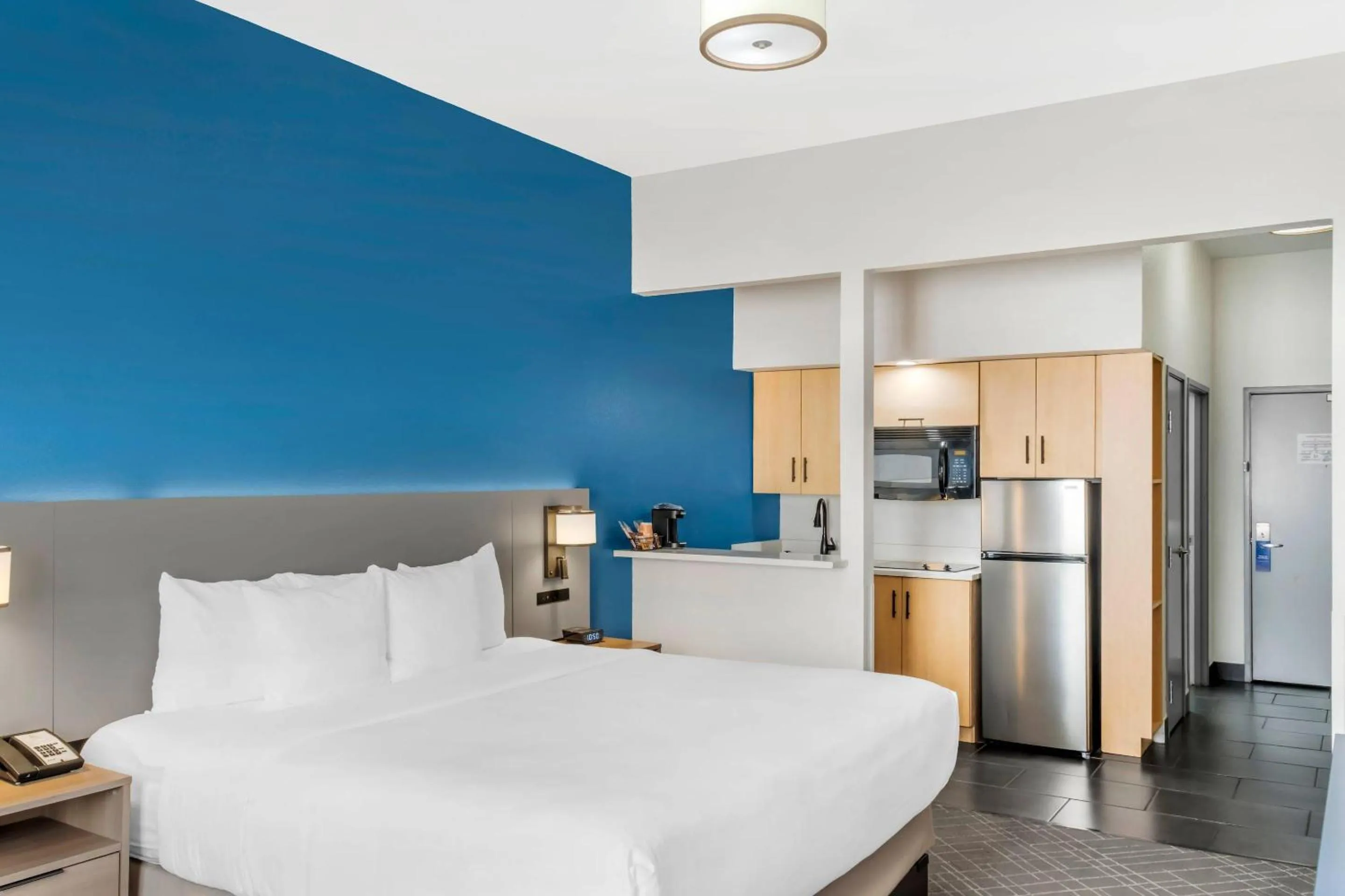 Bedroom, Bed in Comfort Inn & Suites El Paso I-10 Airport Area