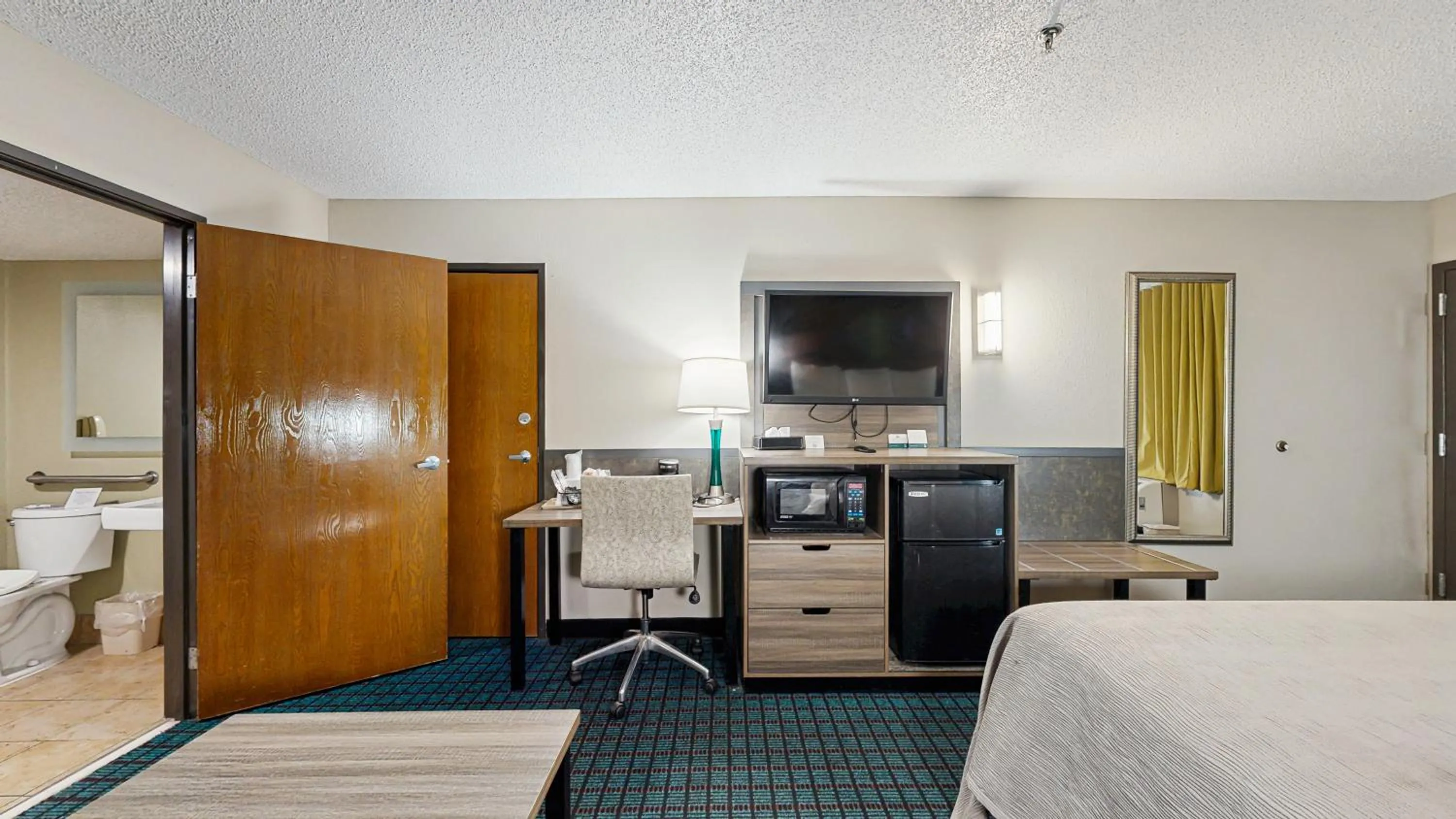 Bed in Quality Inn Van Horn