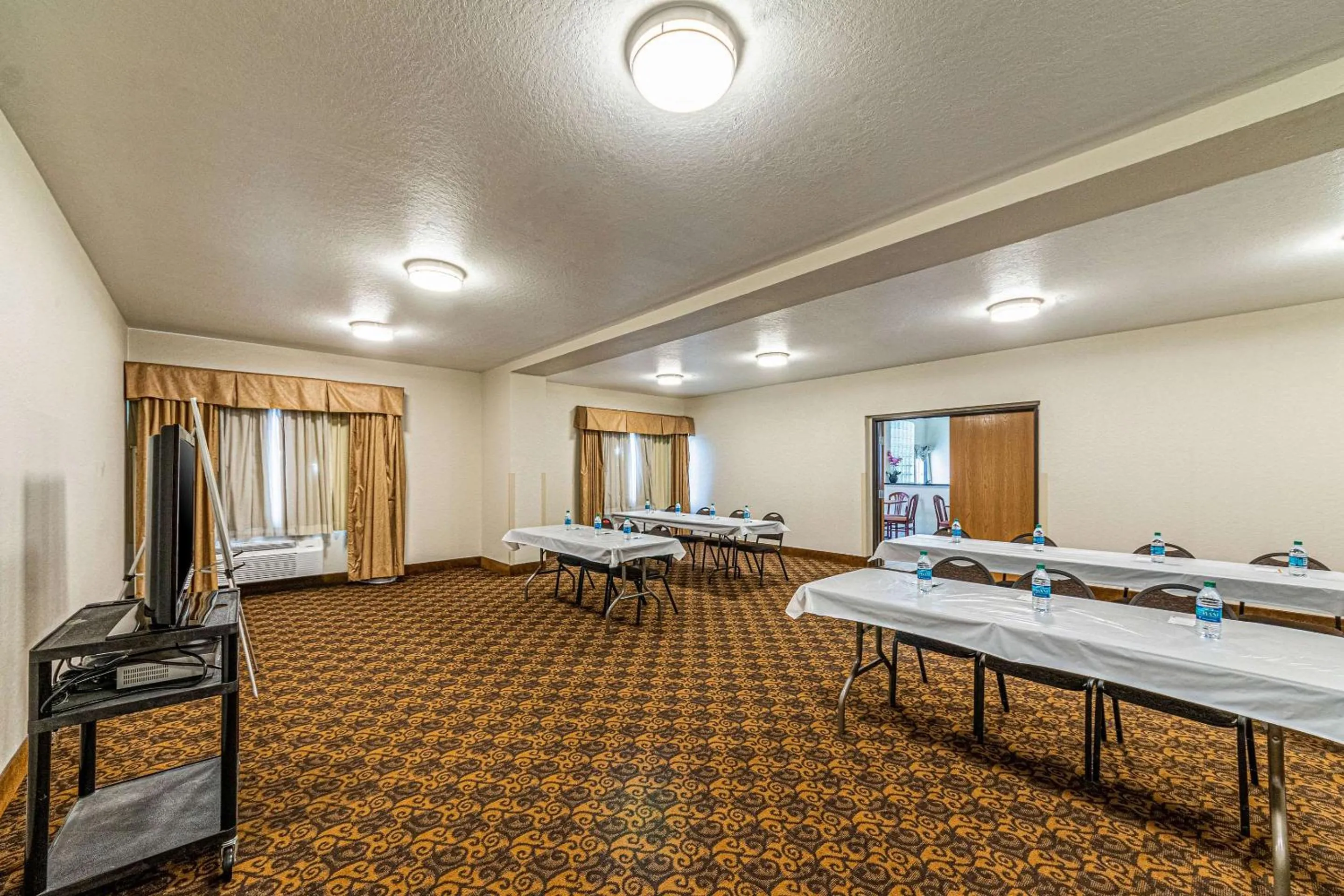 On site in Quality Suites San Antonio Brooks City Base