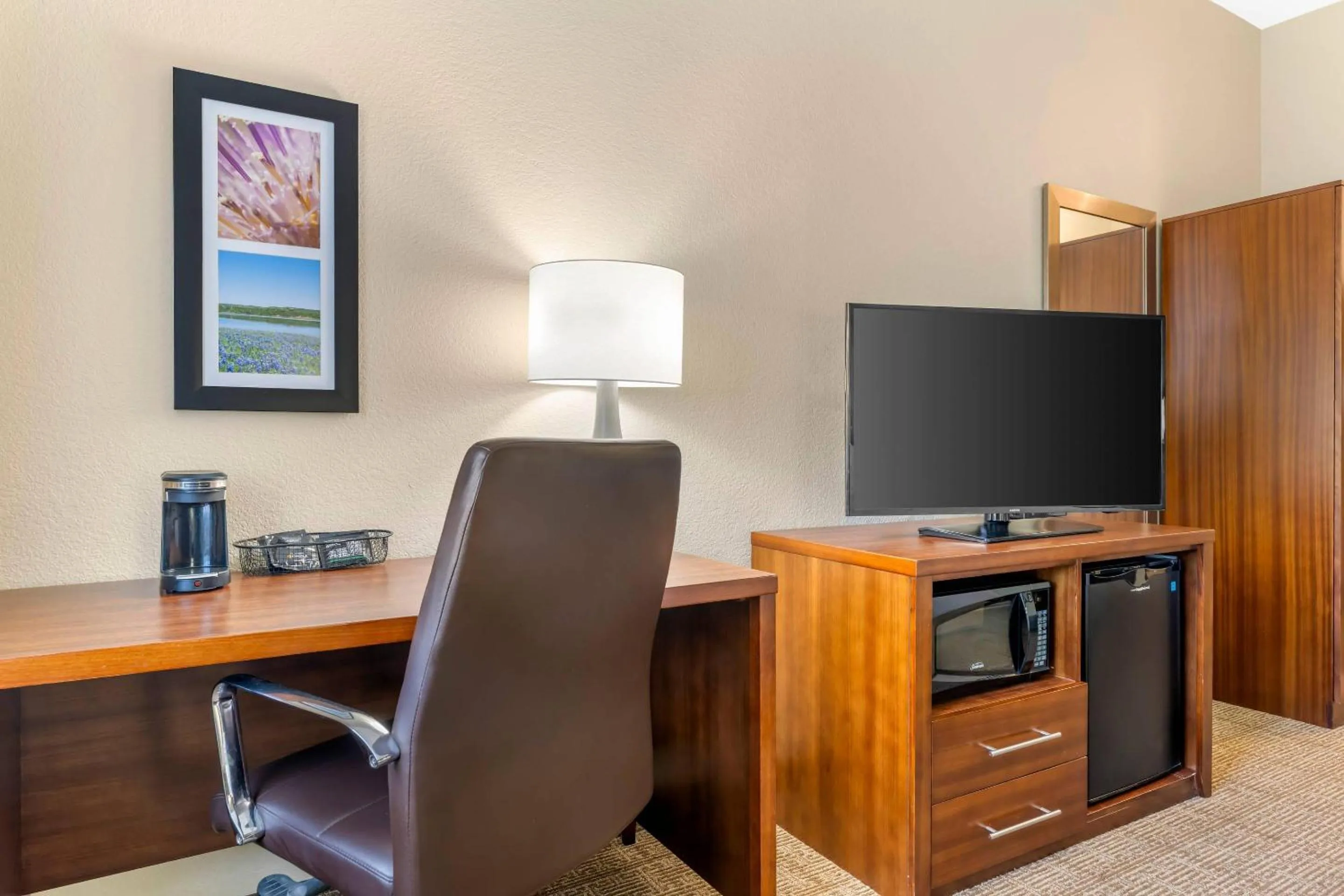 Bedroom in Comfort Inn I-20 Midland Stanton