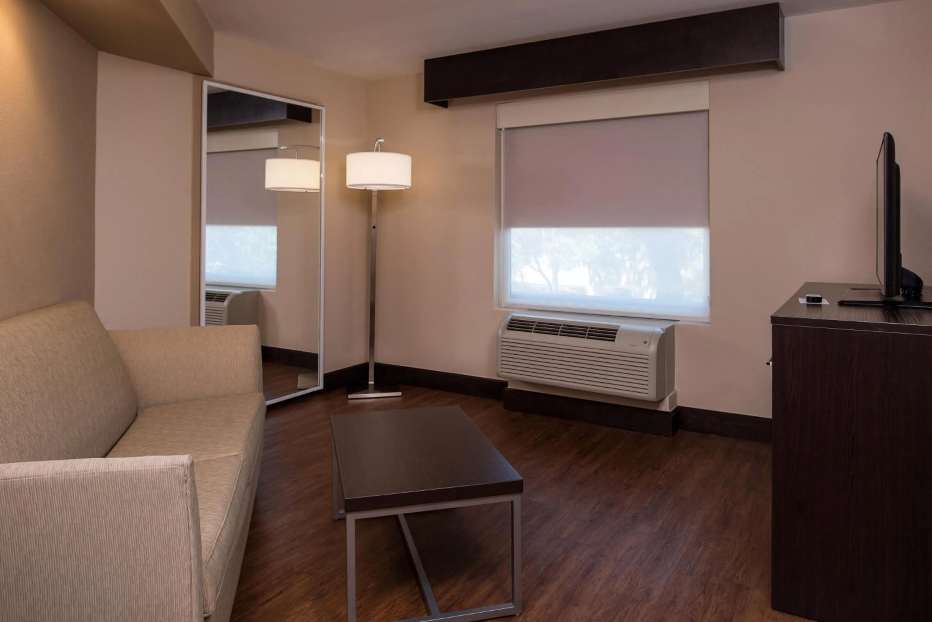 Photo of the whole room in Holiday Inn Express & Suites San Antonio Medical - Six Flags by IHG