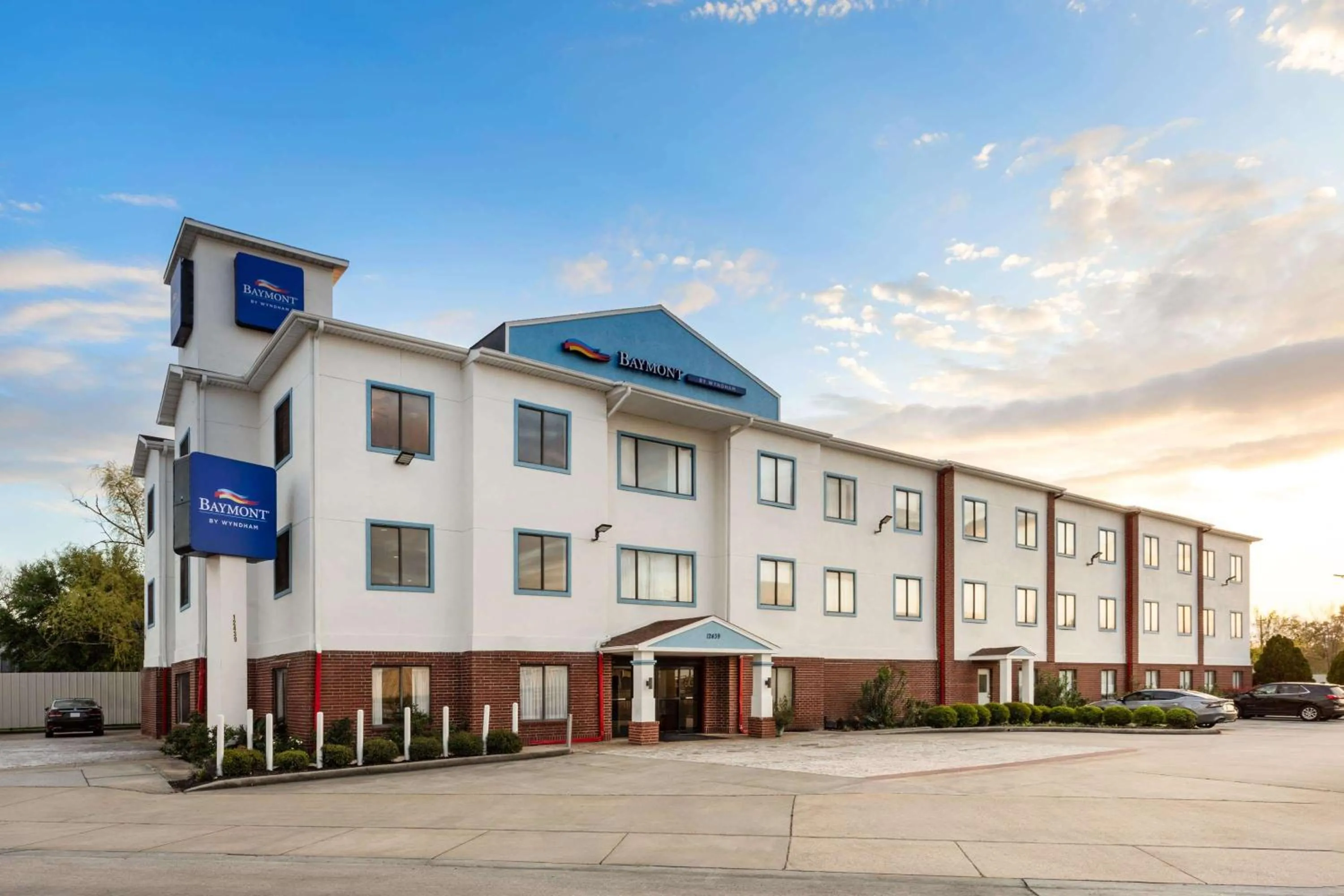 Property building in Baymont by Wyndham Houston Brookhollow