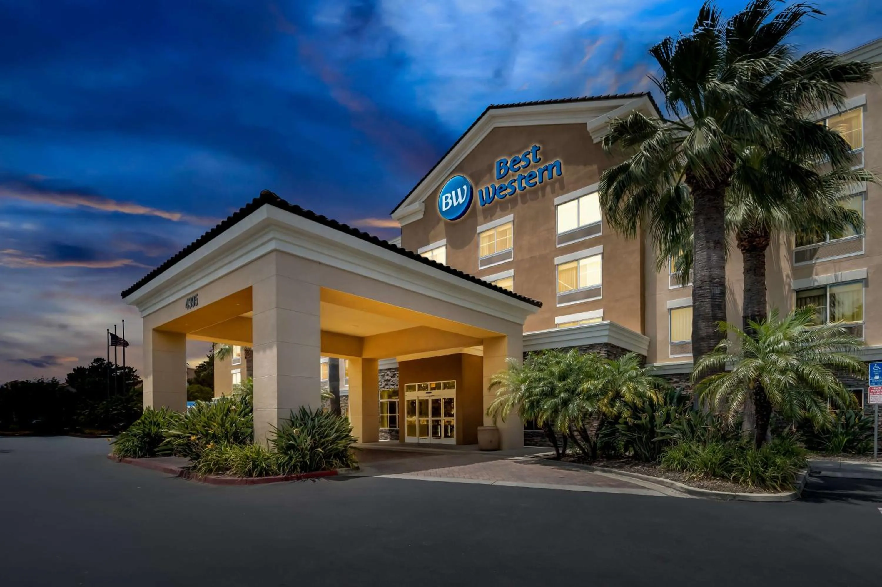 Property building in Best Western Ontario Mills Mall