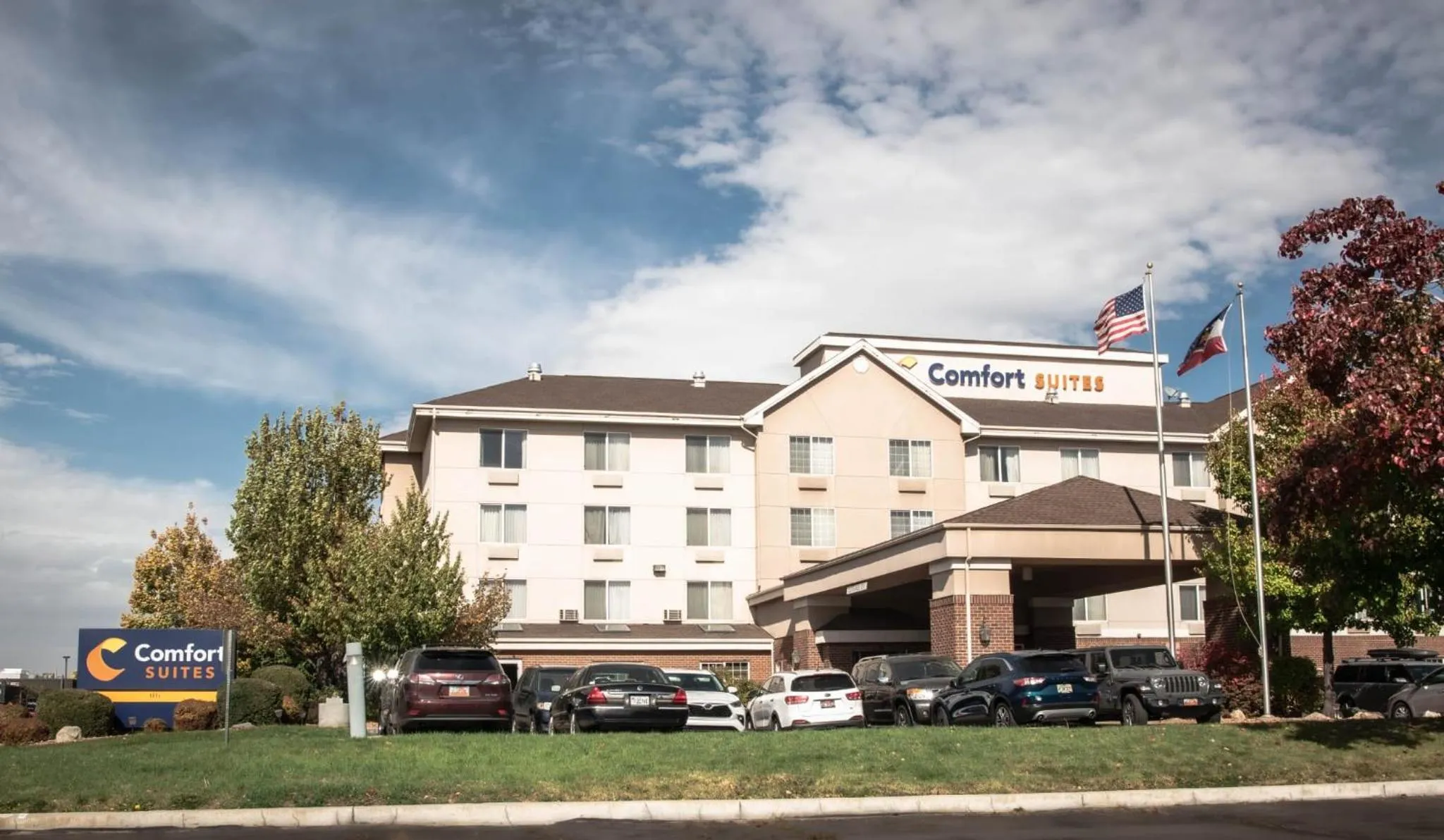 Property building in Comfort Suites Salt Lake City Airport
