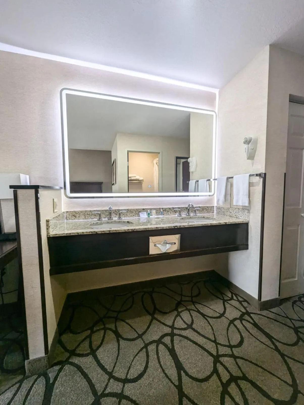 Comfort Suites Salt Lake City Airport