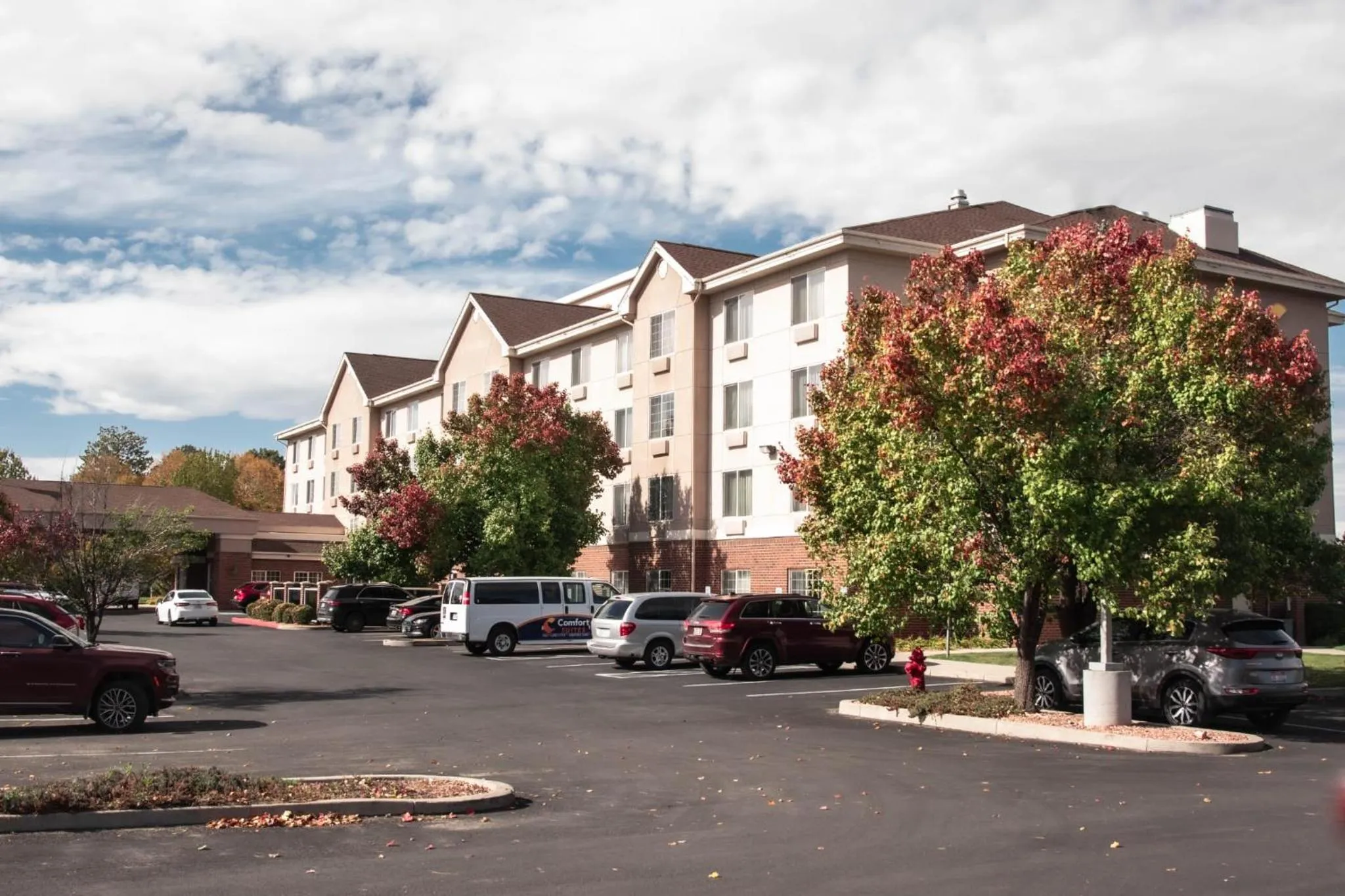 Property building in Comfort Suites Salt Lake City Airport