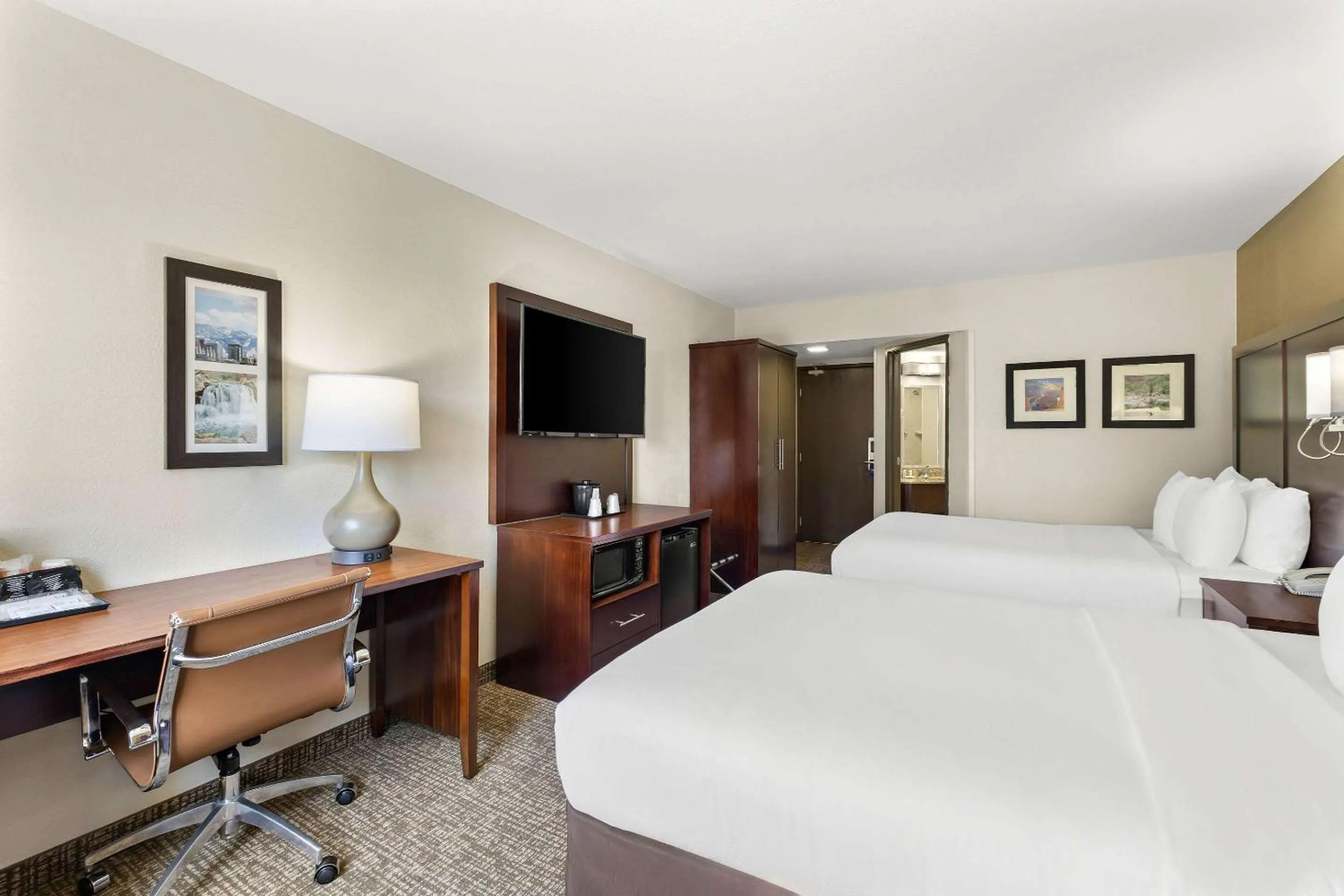 Bedroom, Bed in Comfort Inn Layton - Salt Lake City