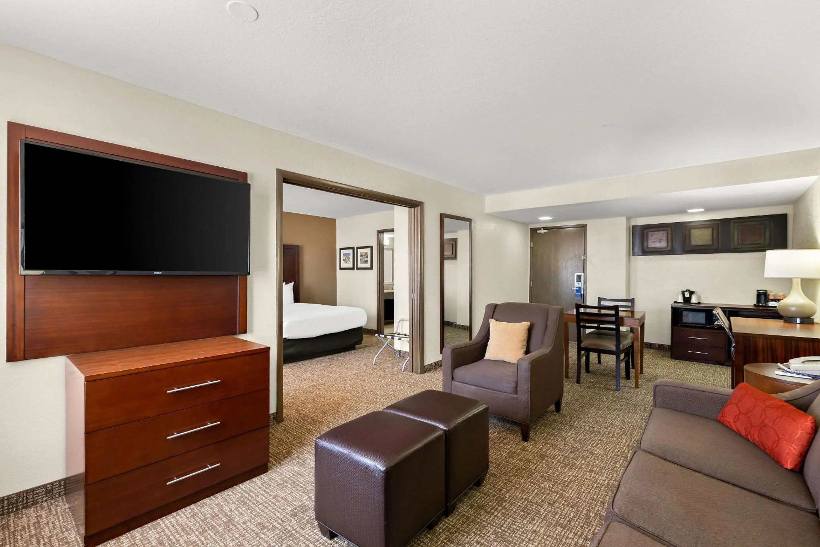 Bedroom in Comfort Inn Layton - Salt Lake City