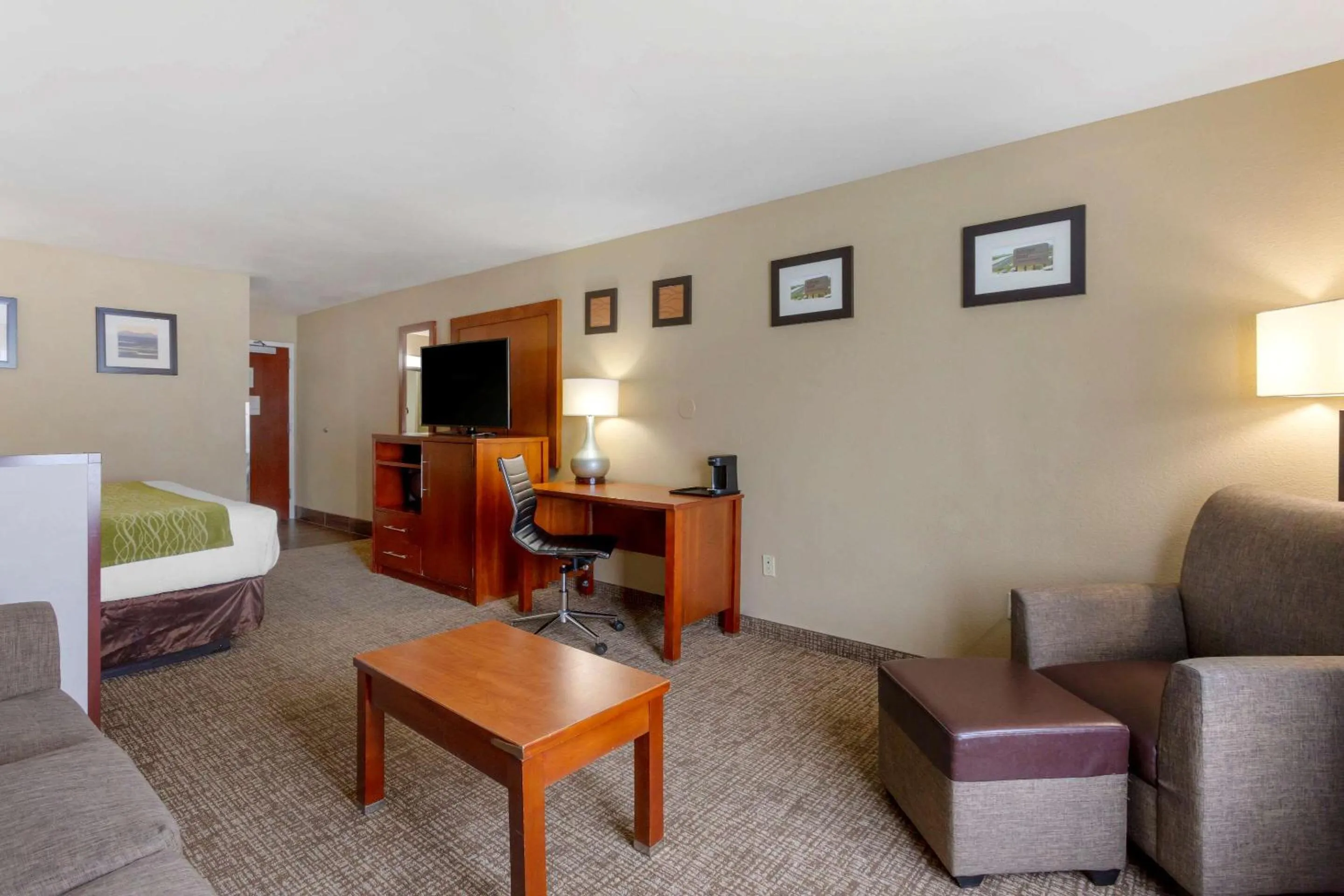 Bedroom, Bed in Comfort Inn & Suites Woods Cross - Salt Lake City North