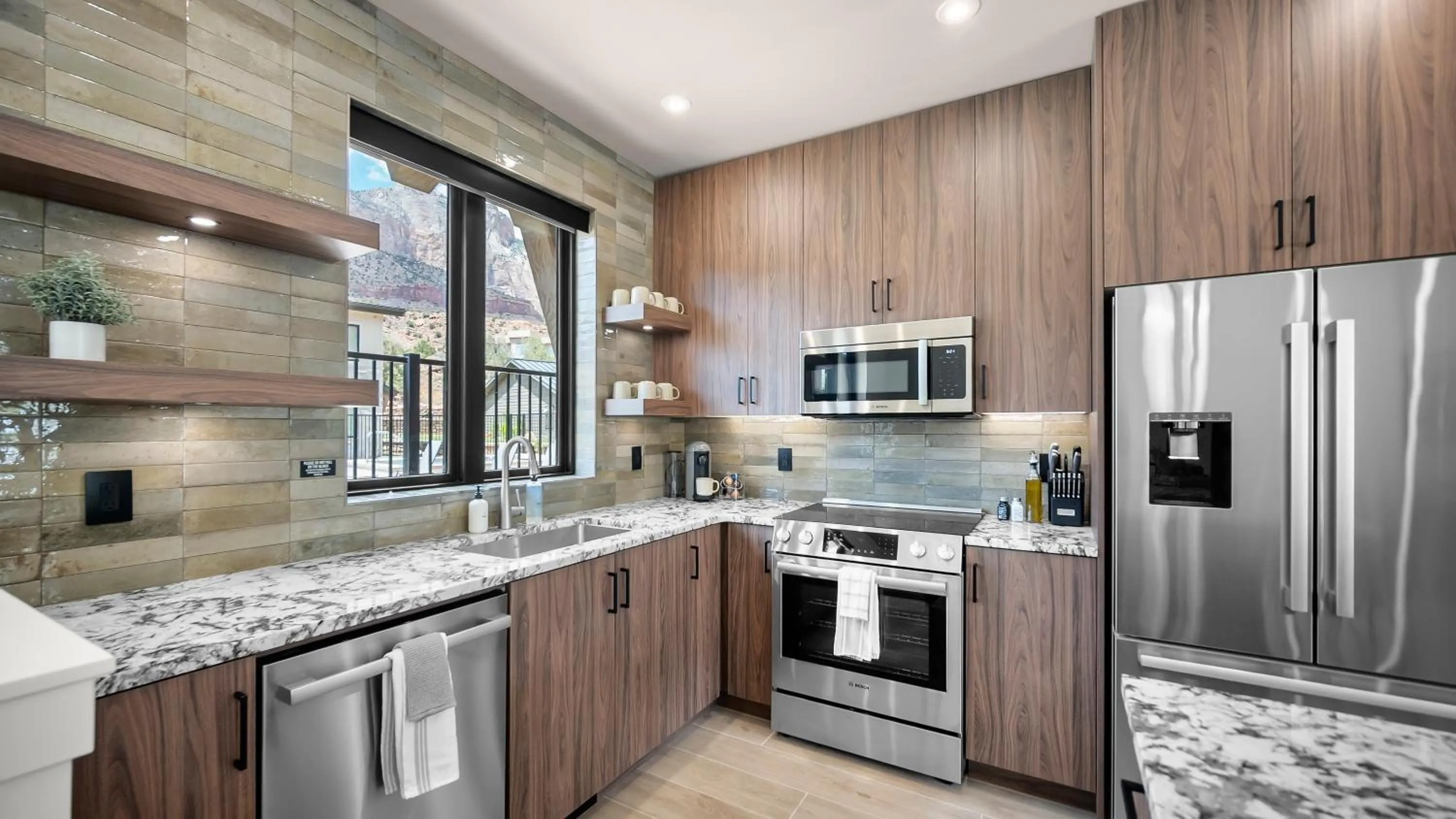 Patio in Montclair at Zion