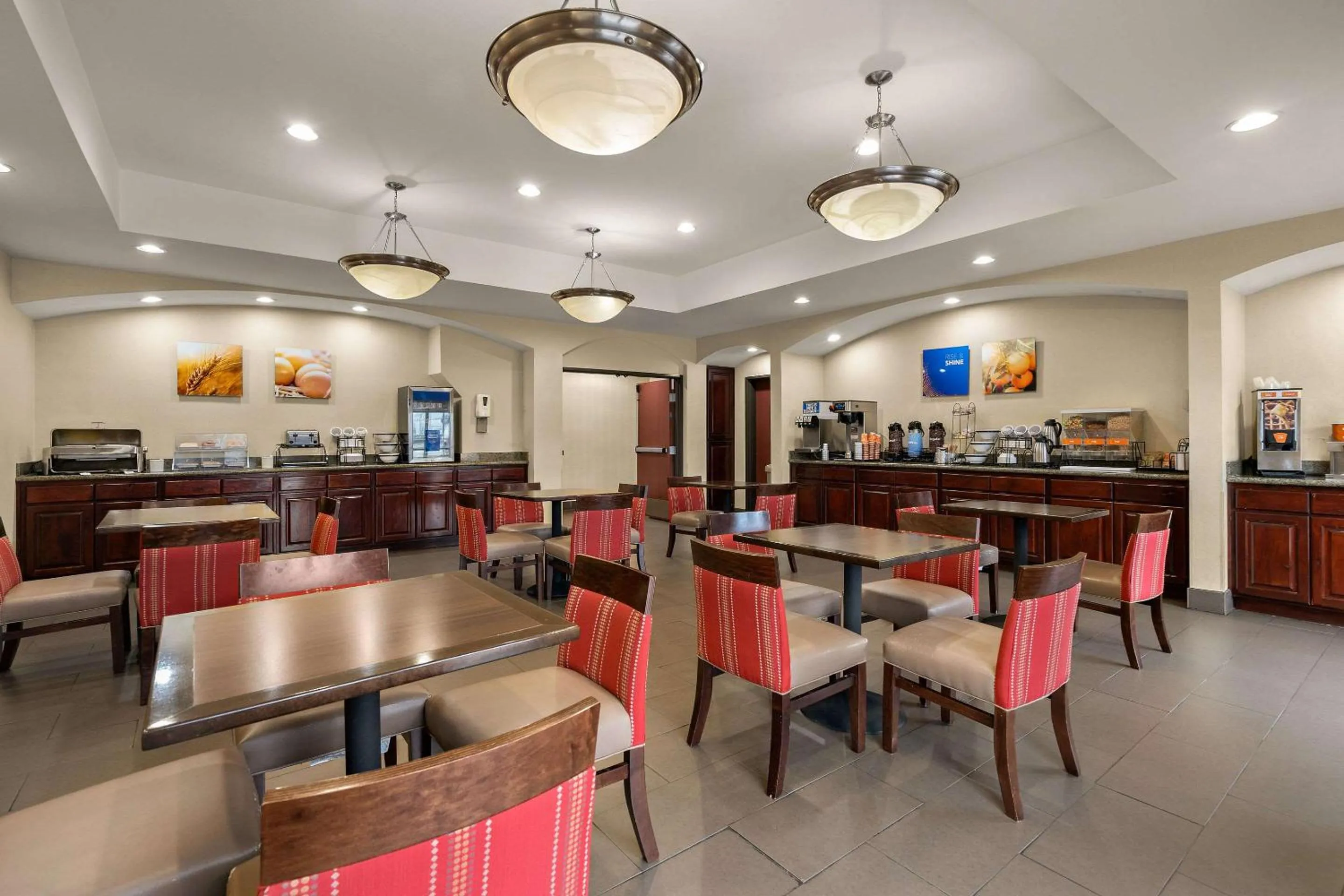 Breakfast in Comfort Inn Ogden near Event Center