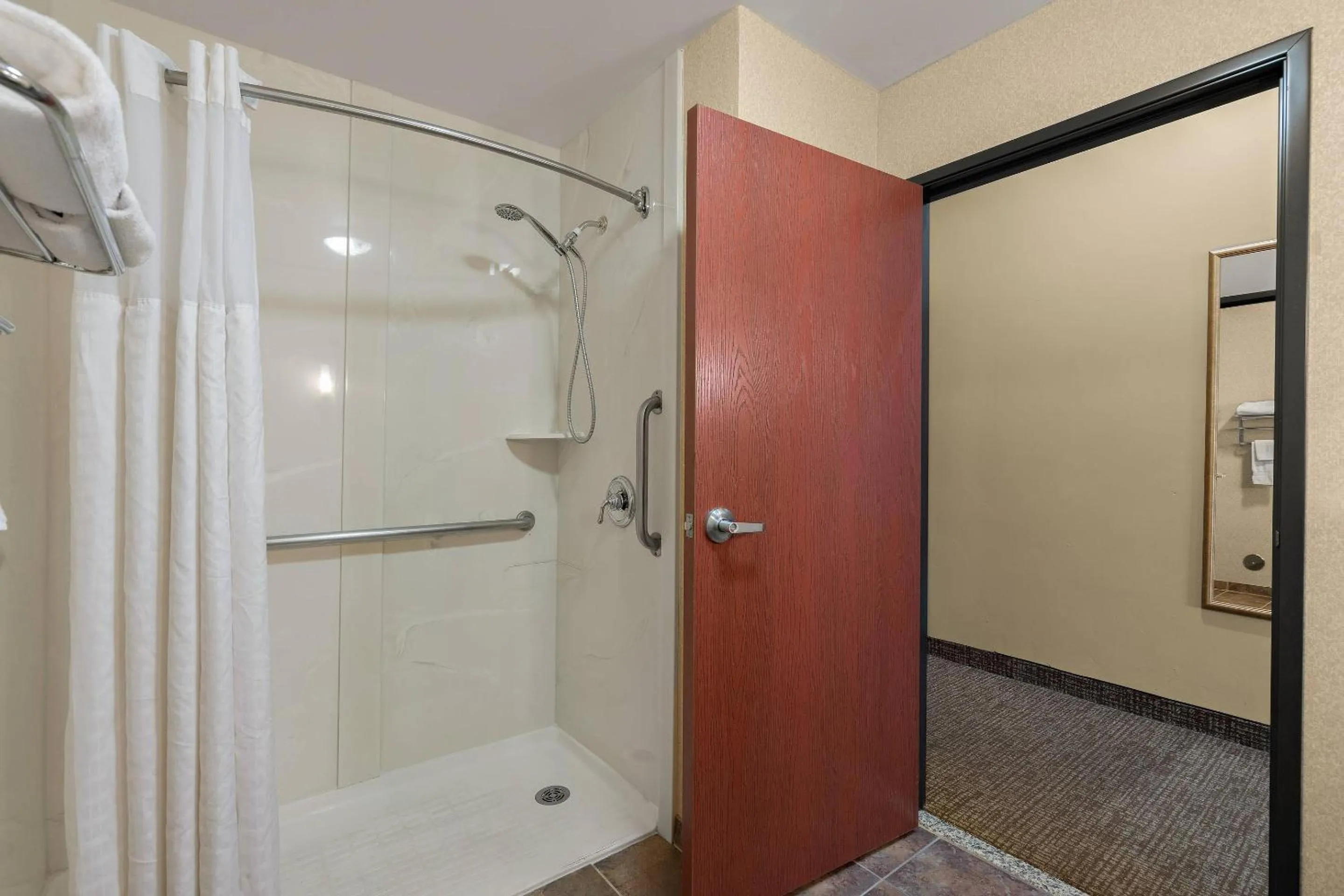 Bedroom in Comfort Inn Ogden near Event Center