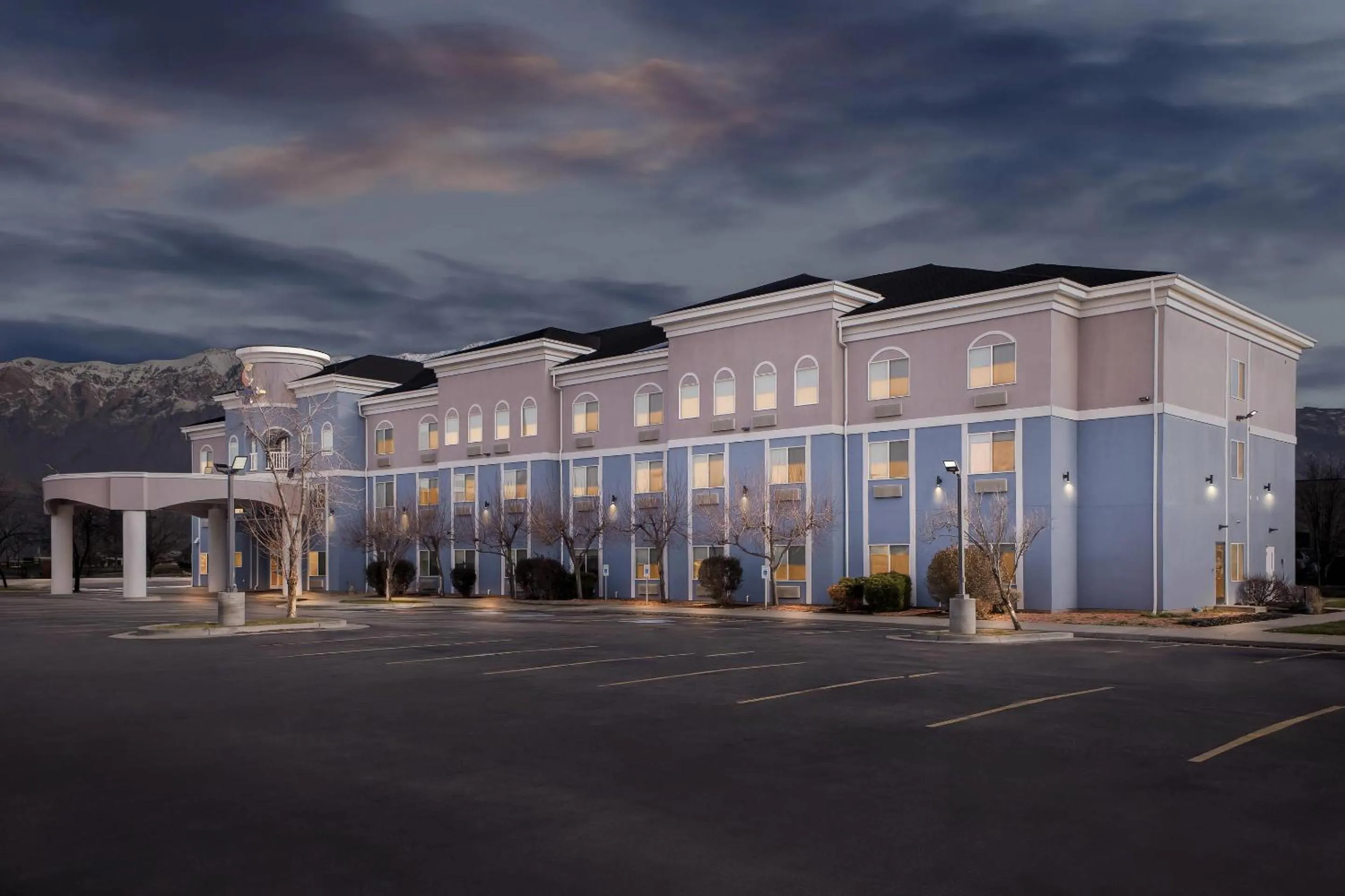 Property building in Comfort Inn Ogden near Event Center