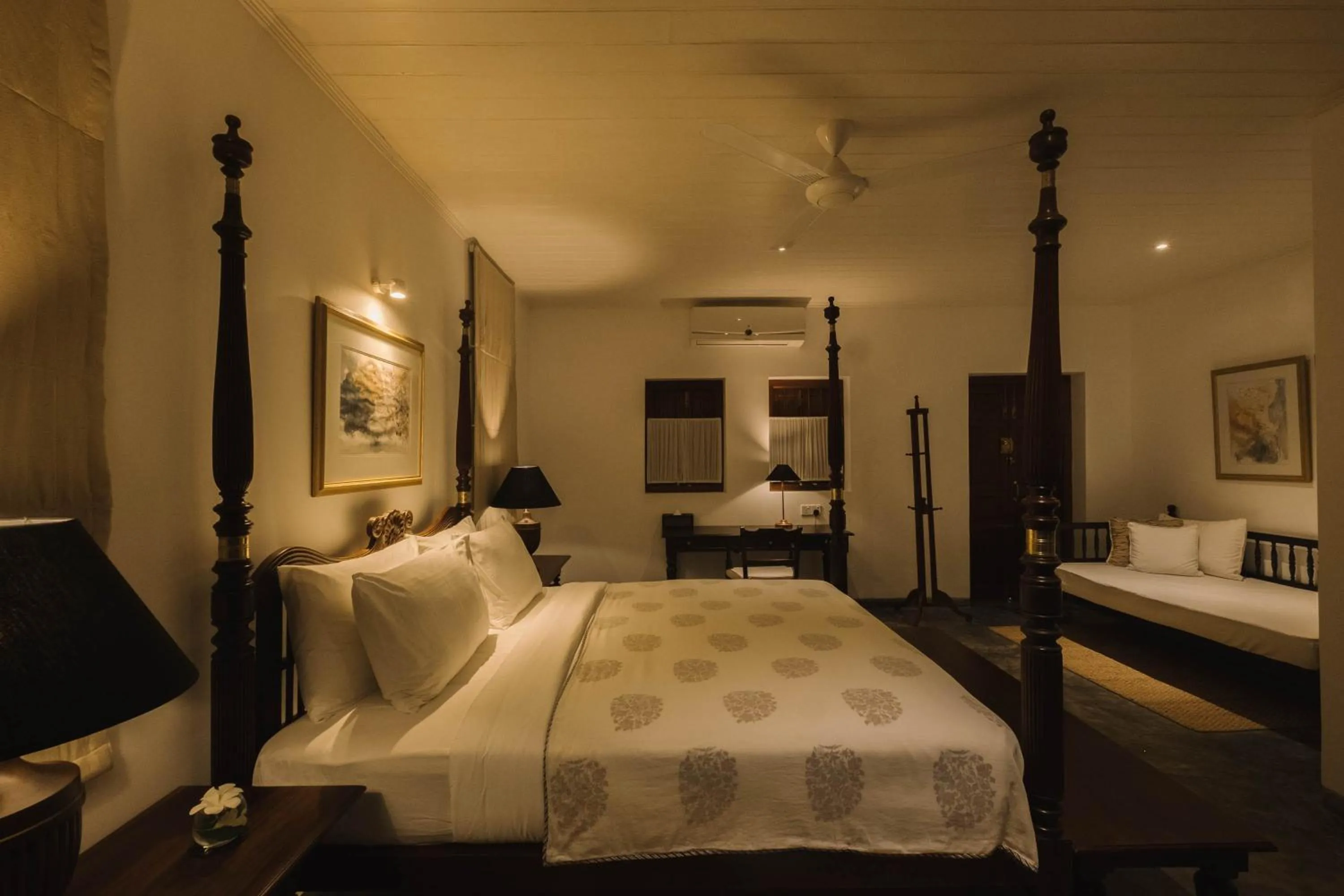 Bed in Nyne Hotels Leela Walauwwa - Bentota