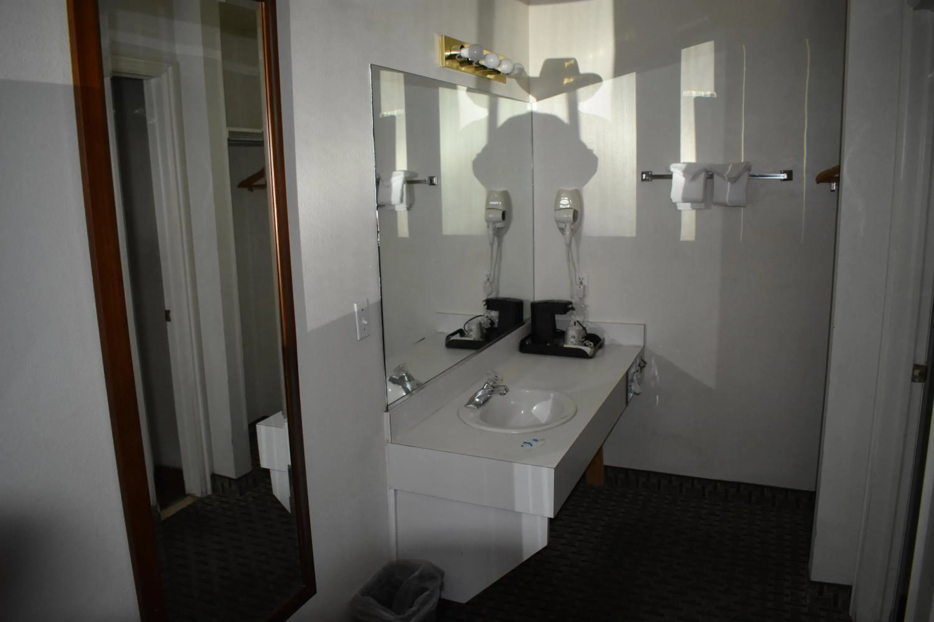 Bathroom in Rodeway Inn