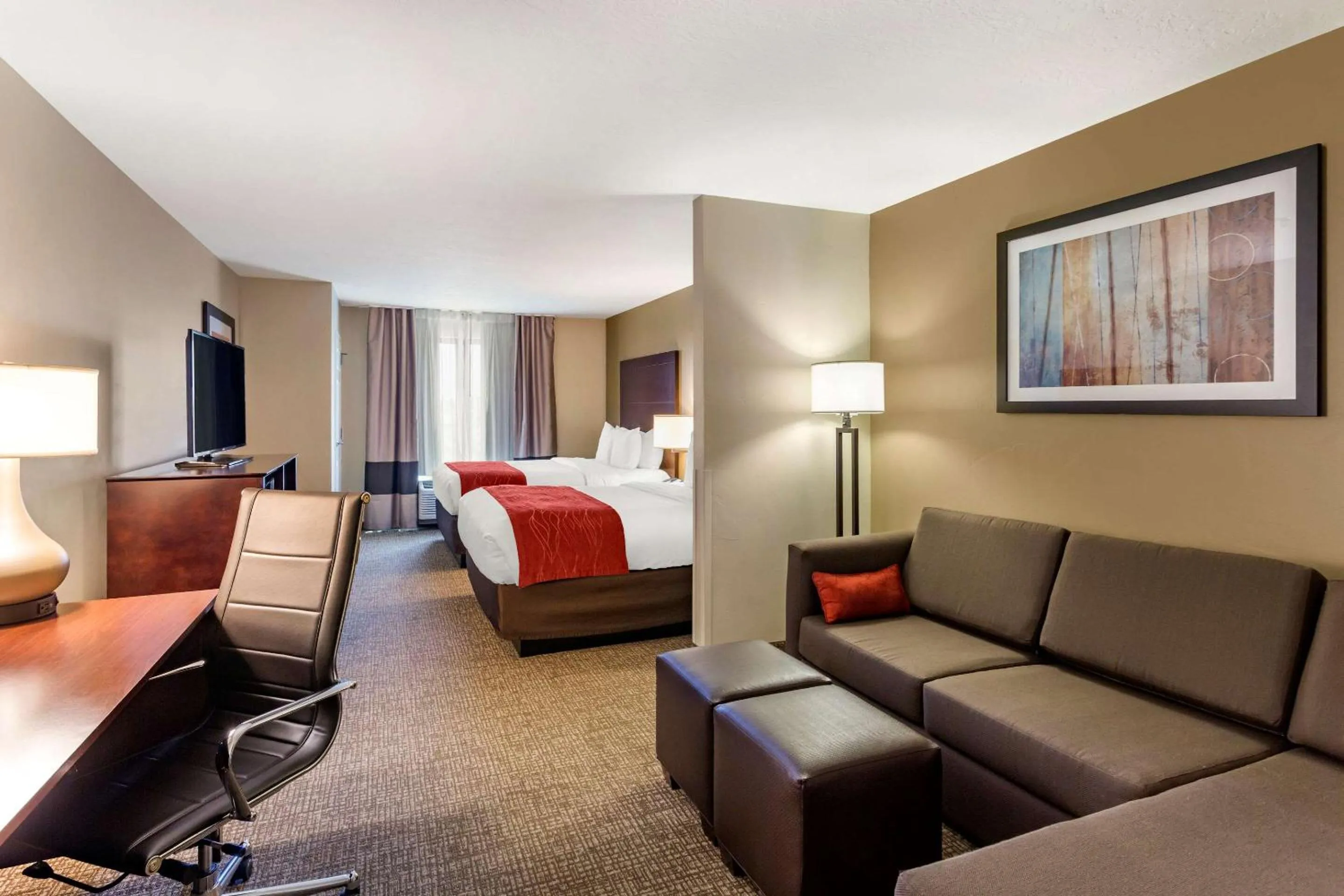 Photo of the whole room, Bed in Comfort Inn & Suites Tooele-Salt Lake City