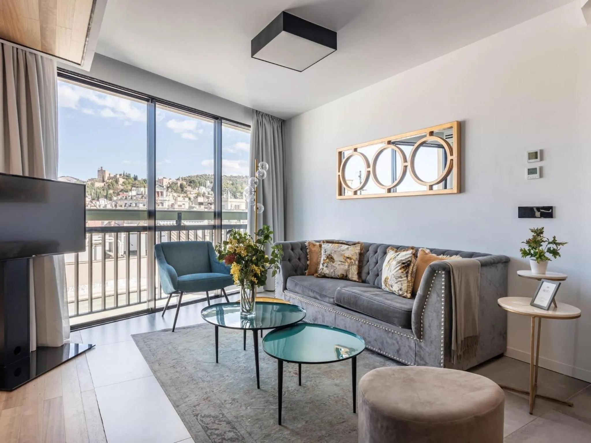 TV and multimedia in ChezmoiHomes Luxury Alhambra Penthouse Collection