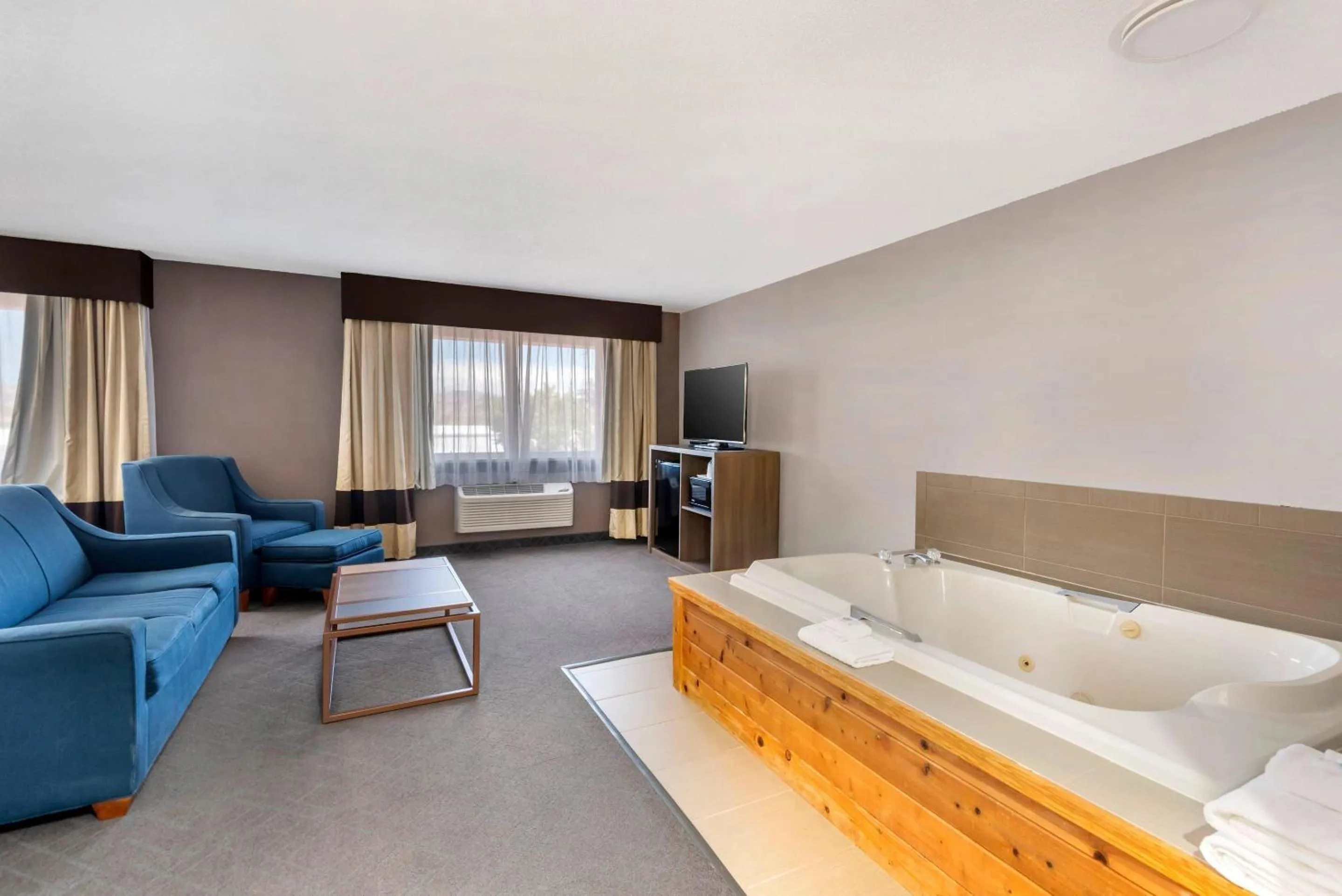 Bedroom in Comfort Inn Green River National Park Area