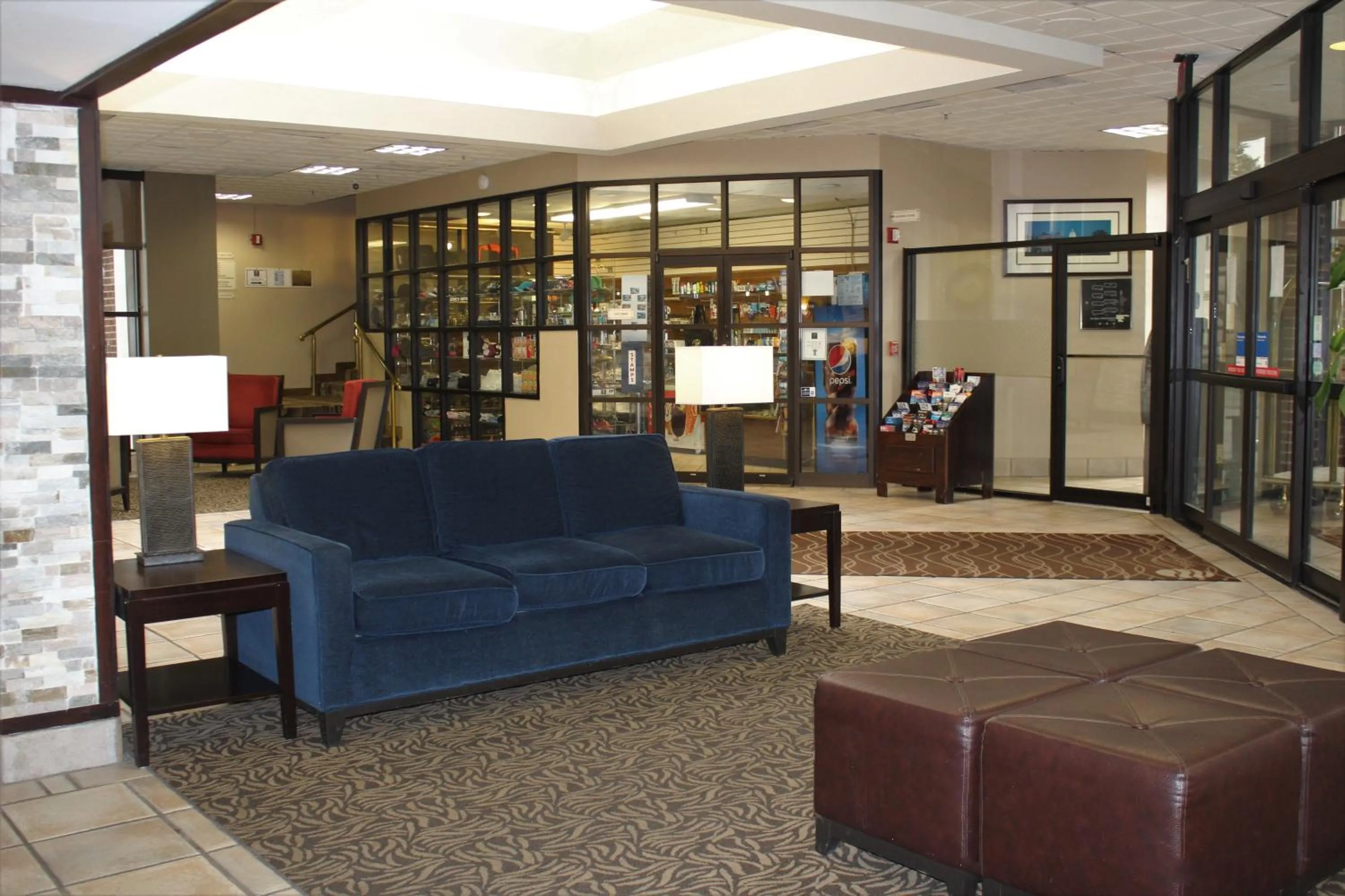 On-site shops in Comfort Inn University Center
