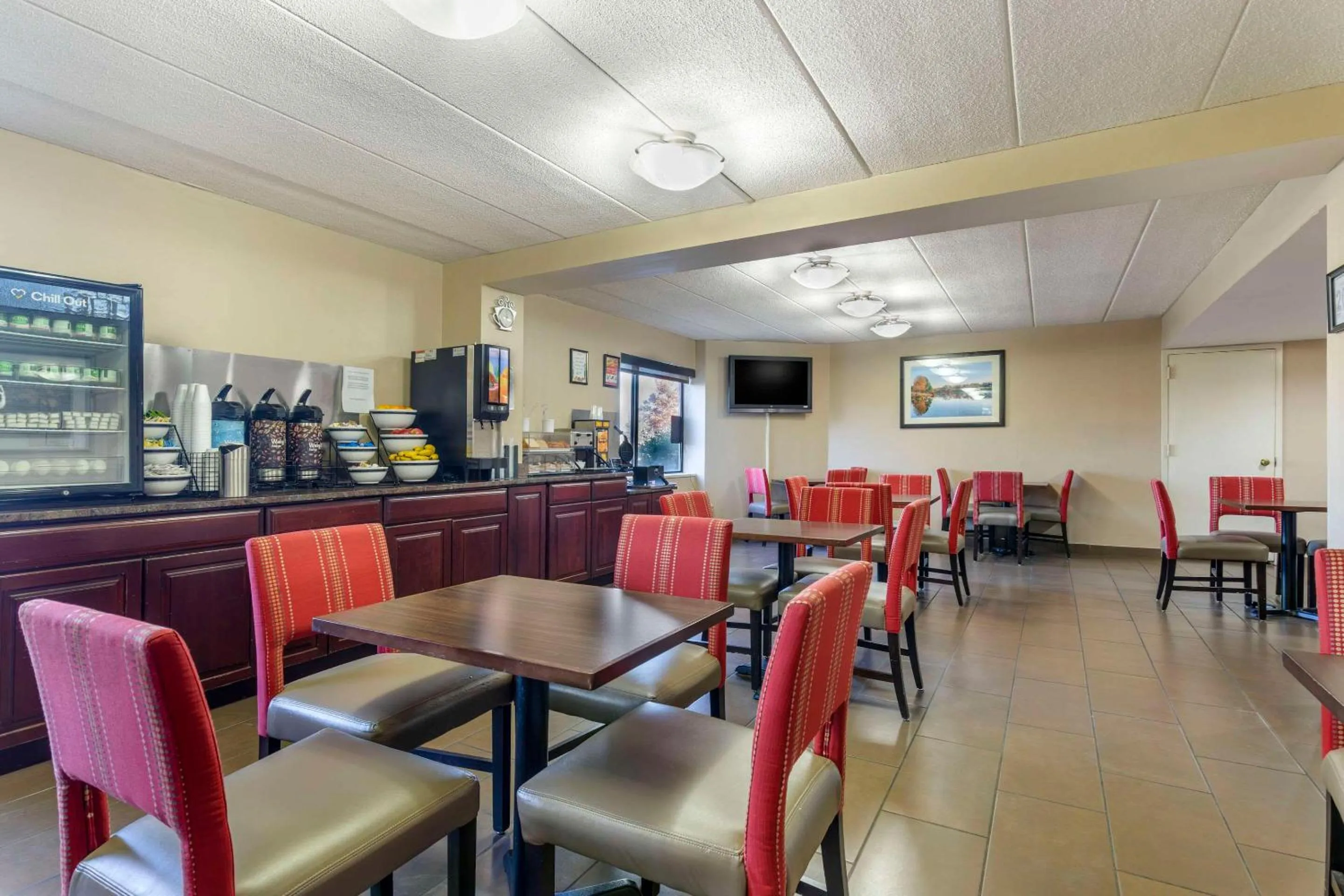 Breakfast in Comfort Inn University Center