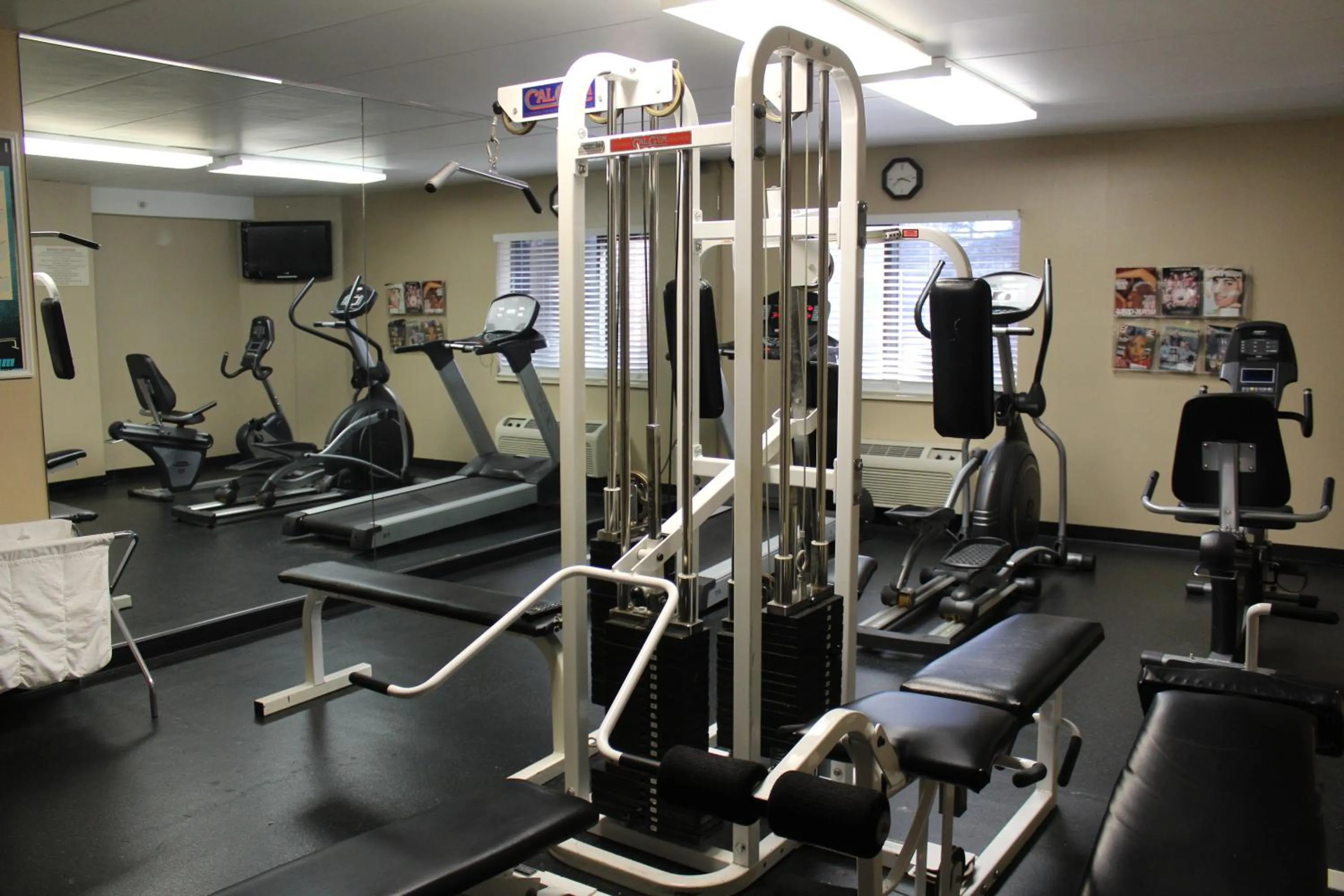 Fitness centre/facilities in Comfort Inn University Center