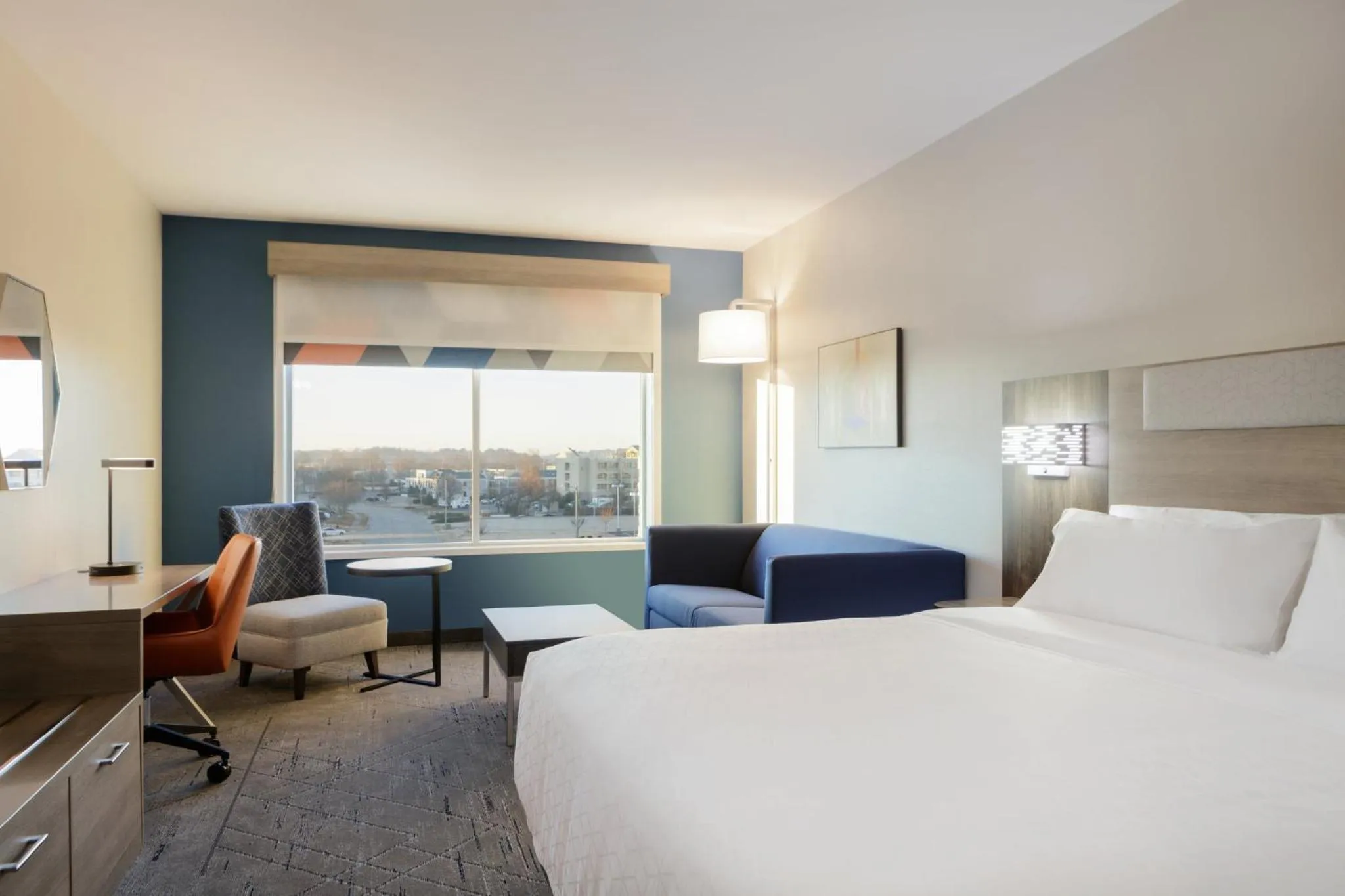Photo of the whole room, Bed in Holiday Inn Express Fredericksburg - Southpoint by IHG