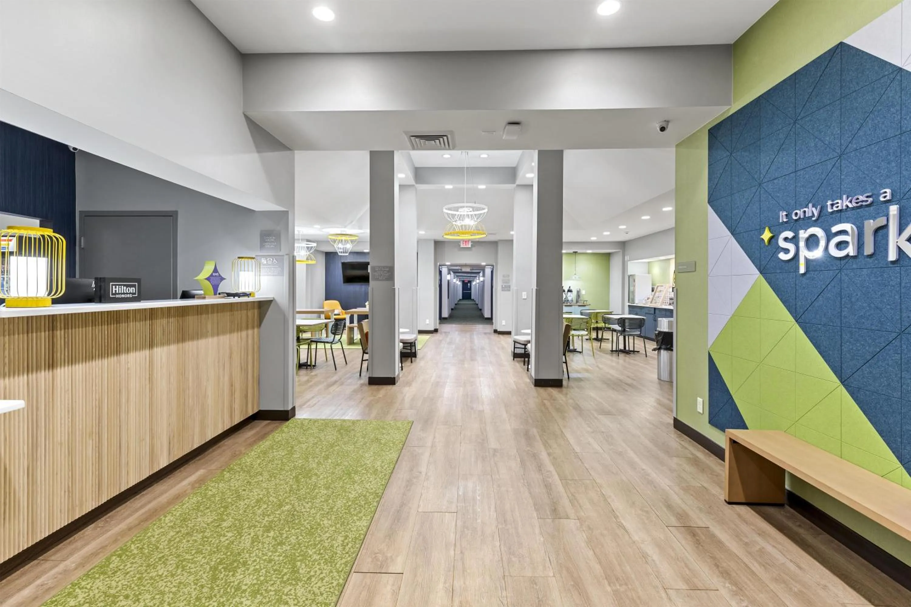Lobby or reception in Spark by Hilton Abingdon I-81 near Fairgrounds