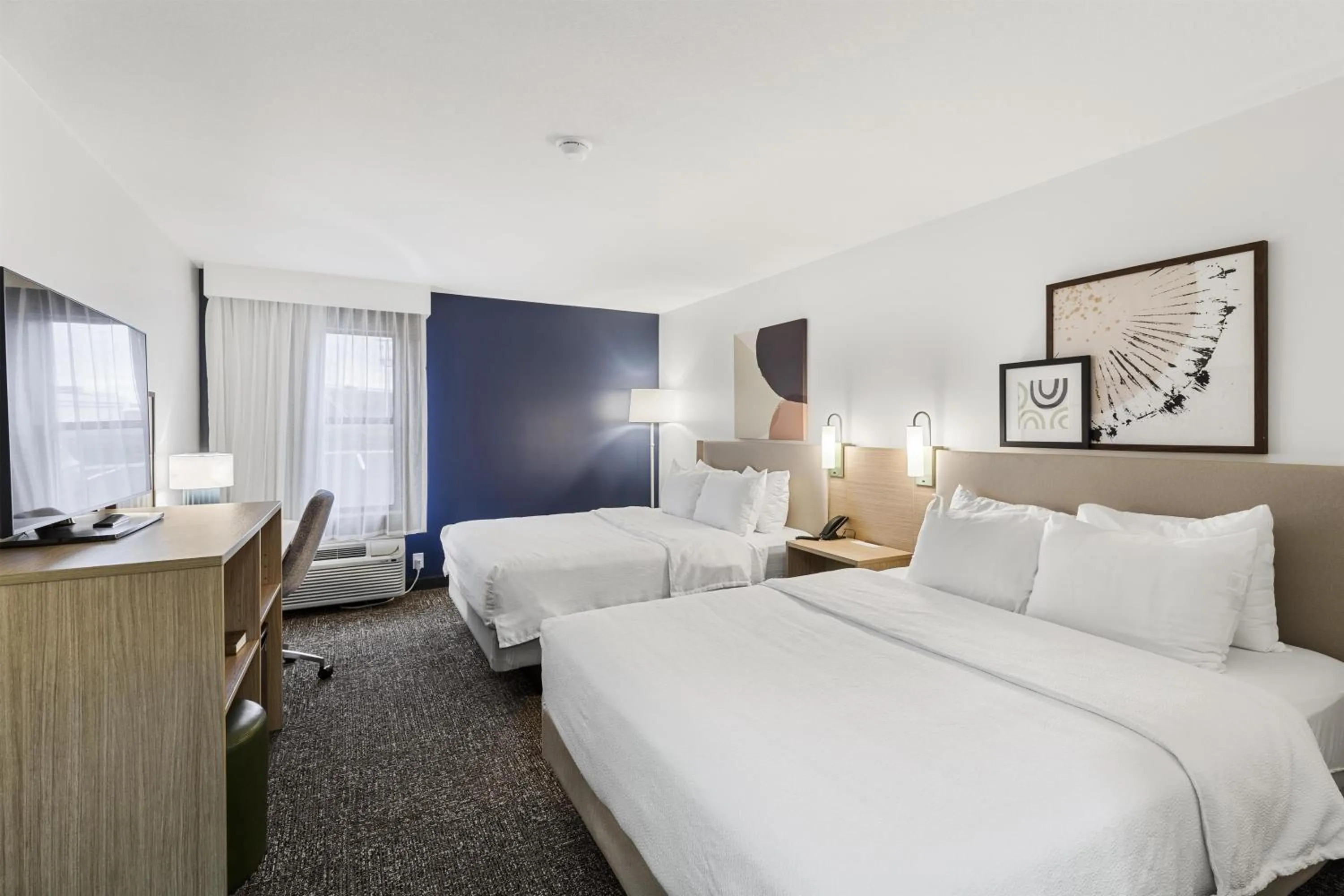 Bed in Spark by Hilton Abingdon I-81 near Fairgrounds