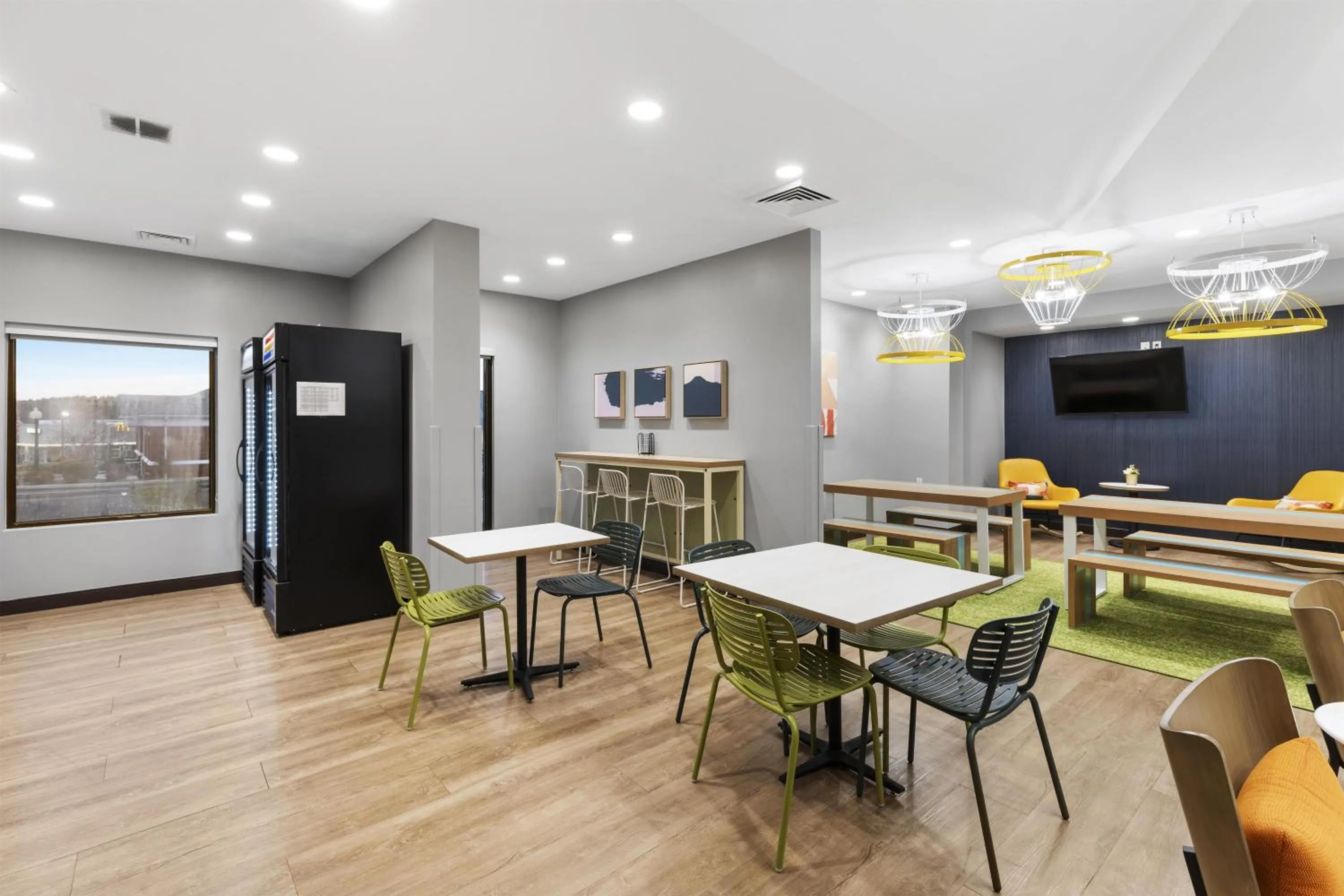 Breakfast in Spark by Hilton Abingdon I-81 near Fairgrounds