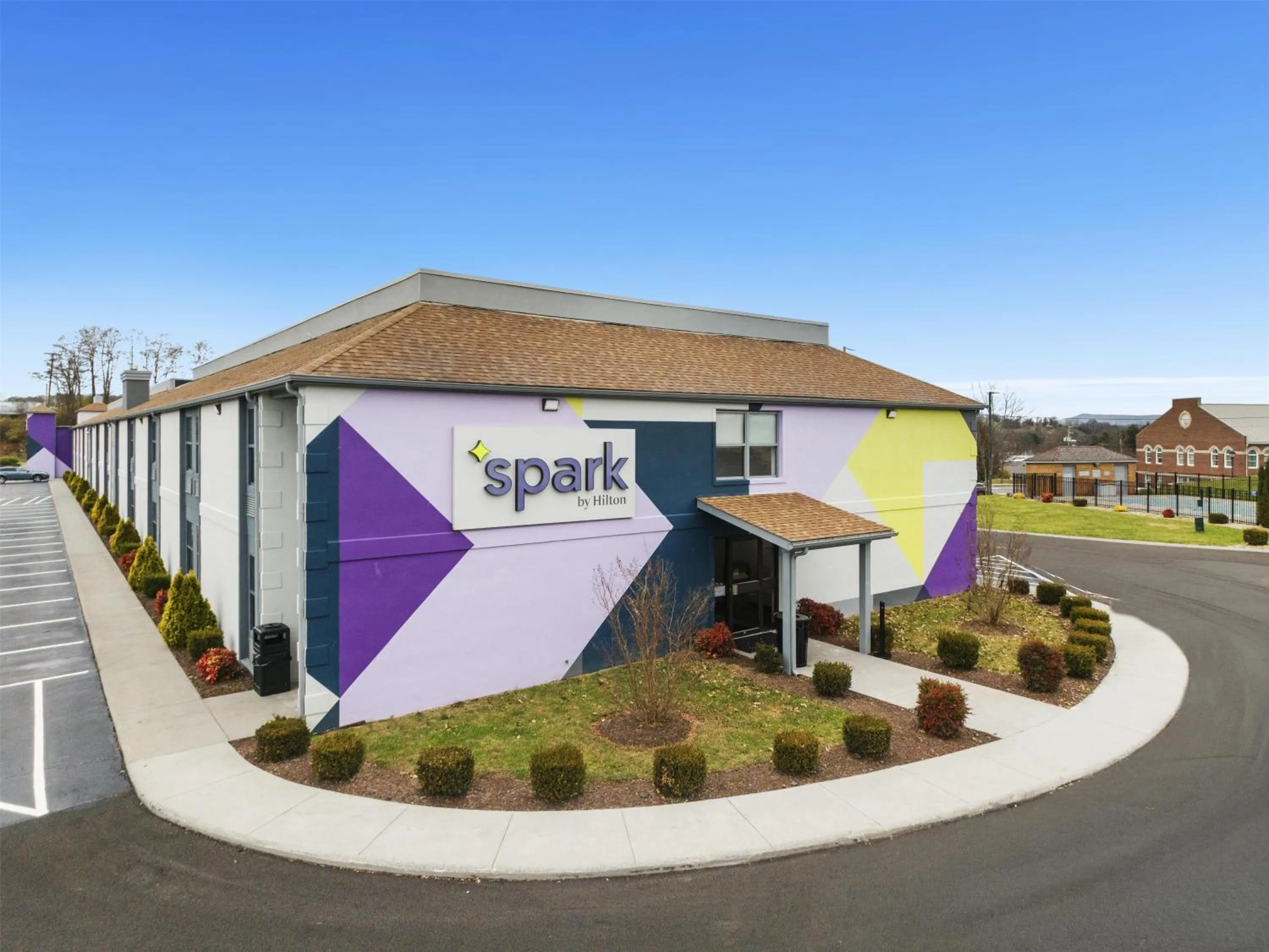 Property building in Spark by Hilton Abingdon I-81 near Fairgrounds