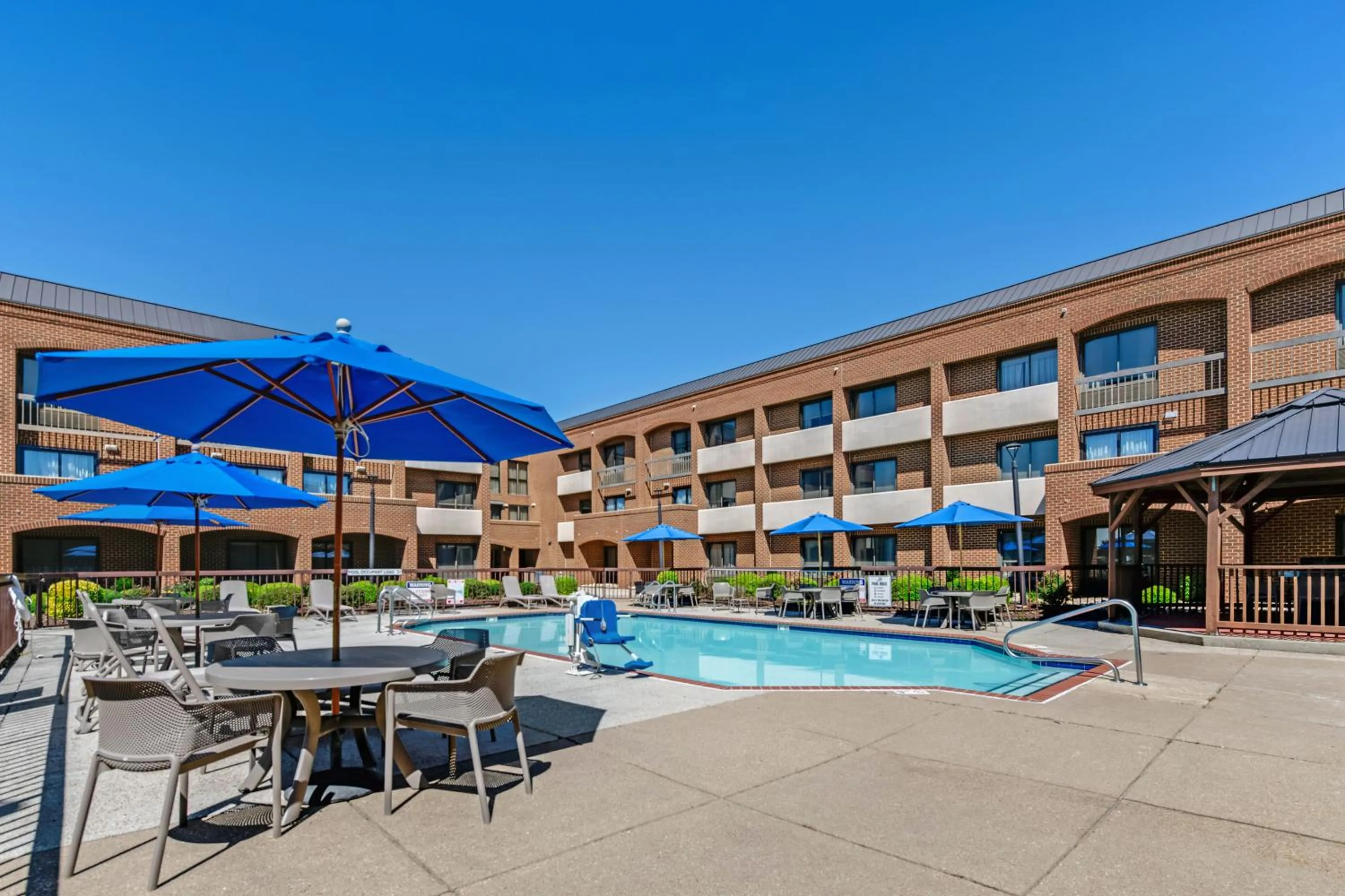 Property building in Comfort Suites Chesapeake - Norfolk