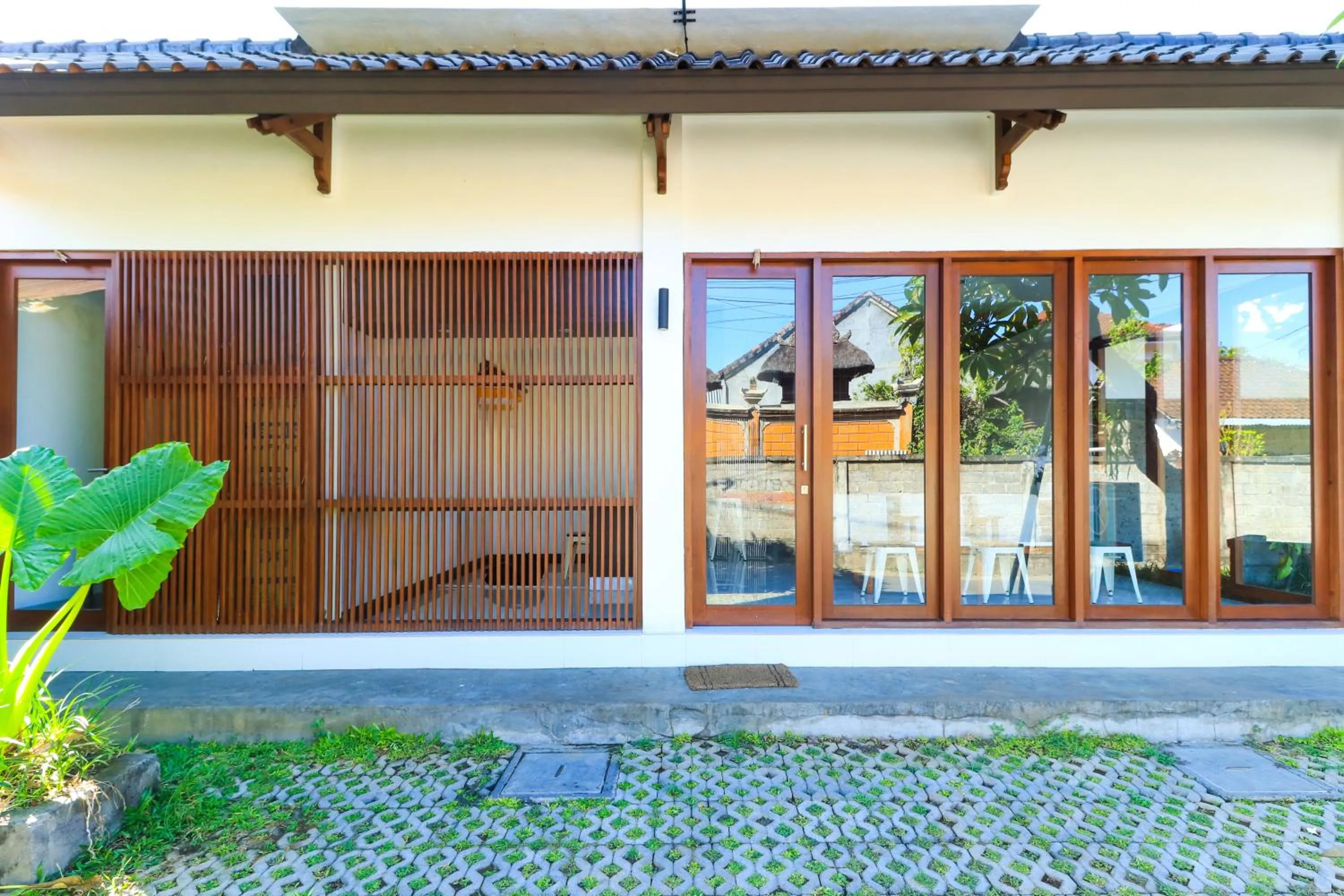 Property building in Kak Garden Inn