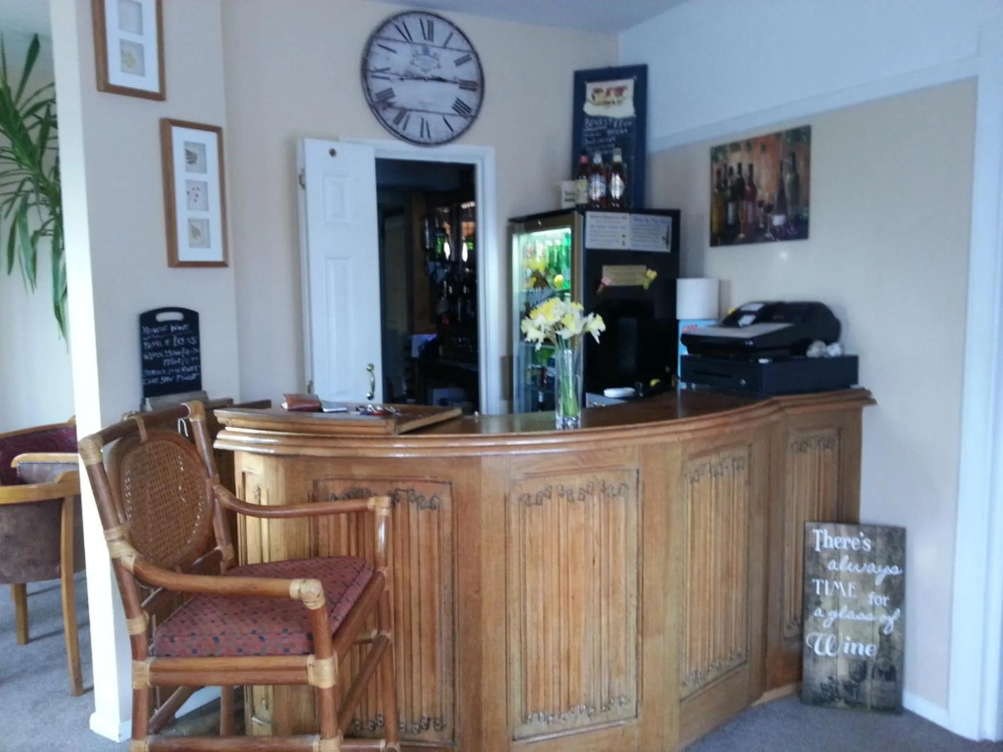 Alcoholic drinks in The Aldwick