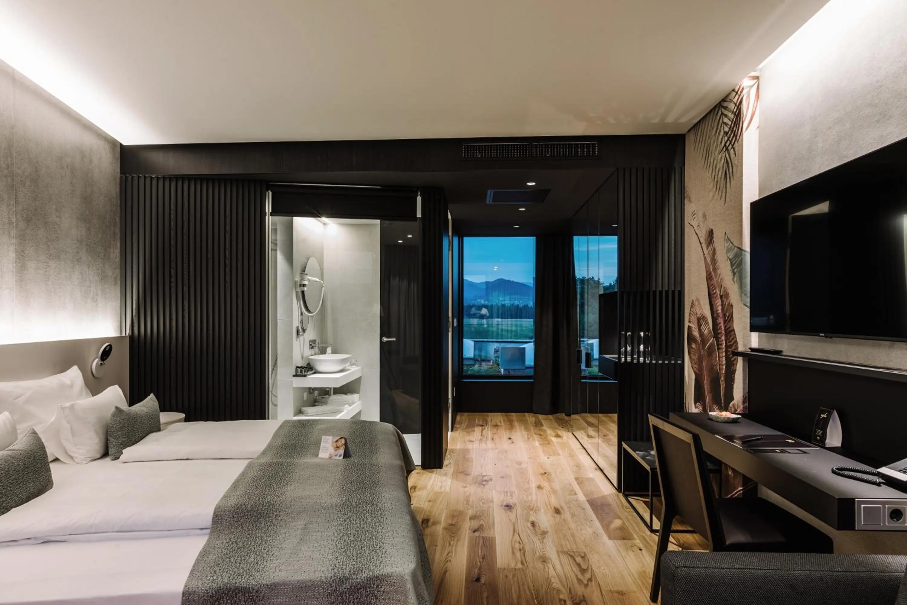 Photo of the whole room, Bed in Hotel A plus