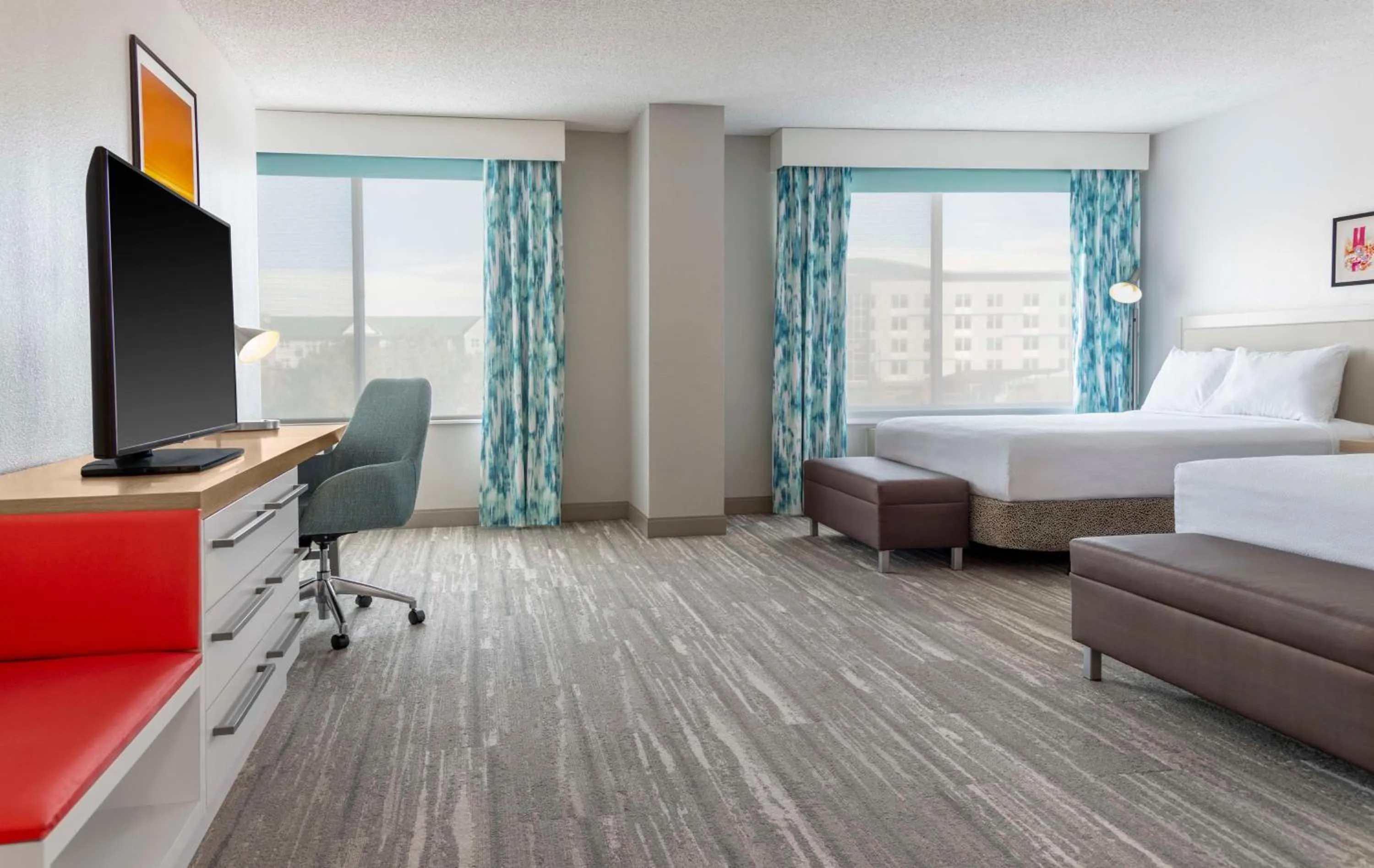 Bedroom, Bed in Hilton Garden Inn Denver Airport