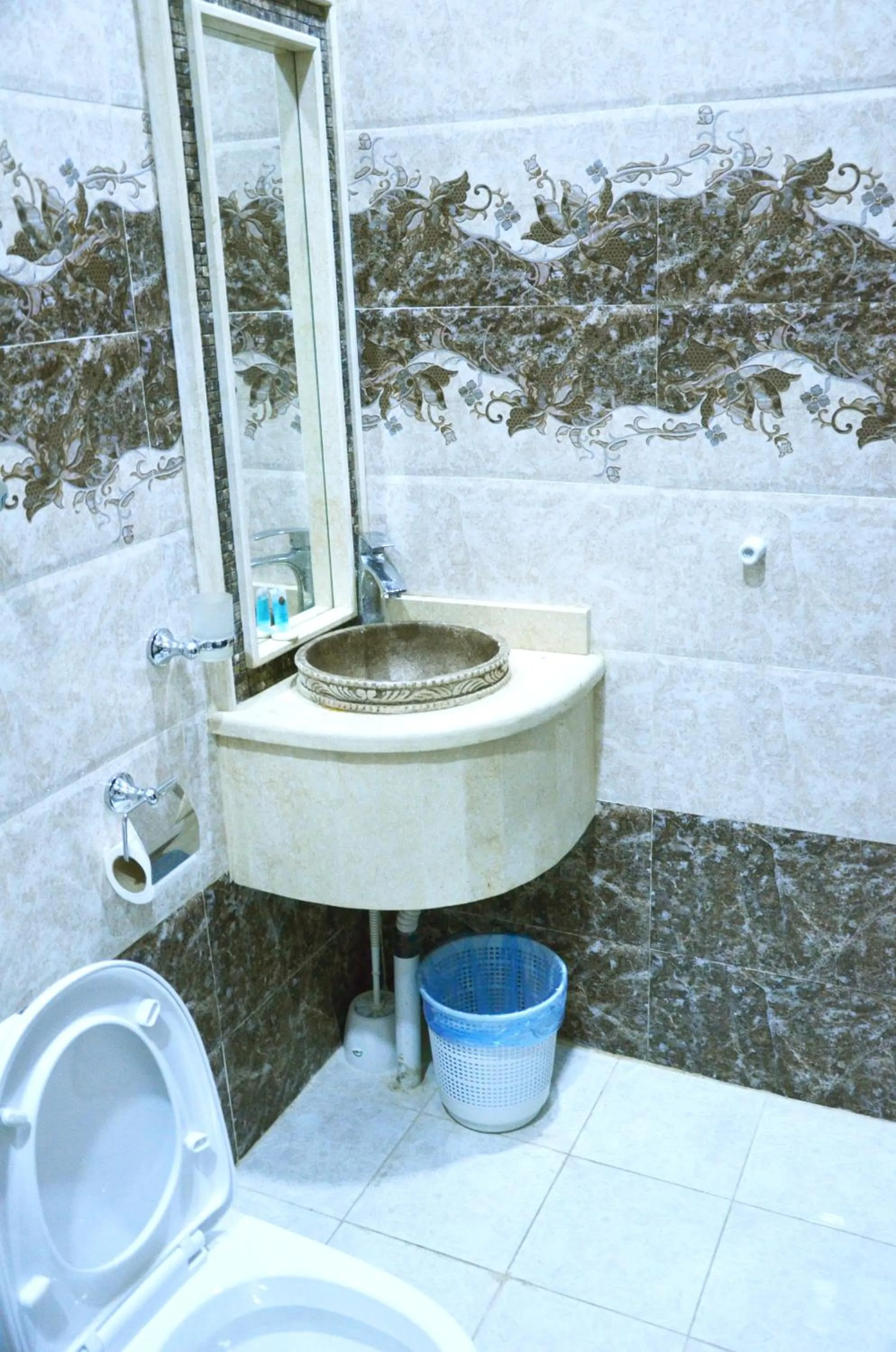 Bathroom in Silent Room 2 By Quiet Rooms