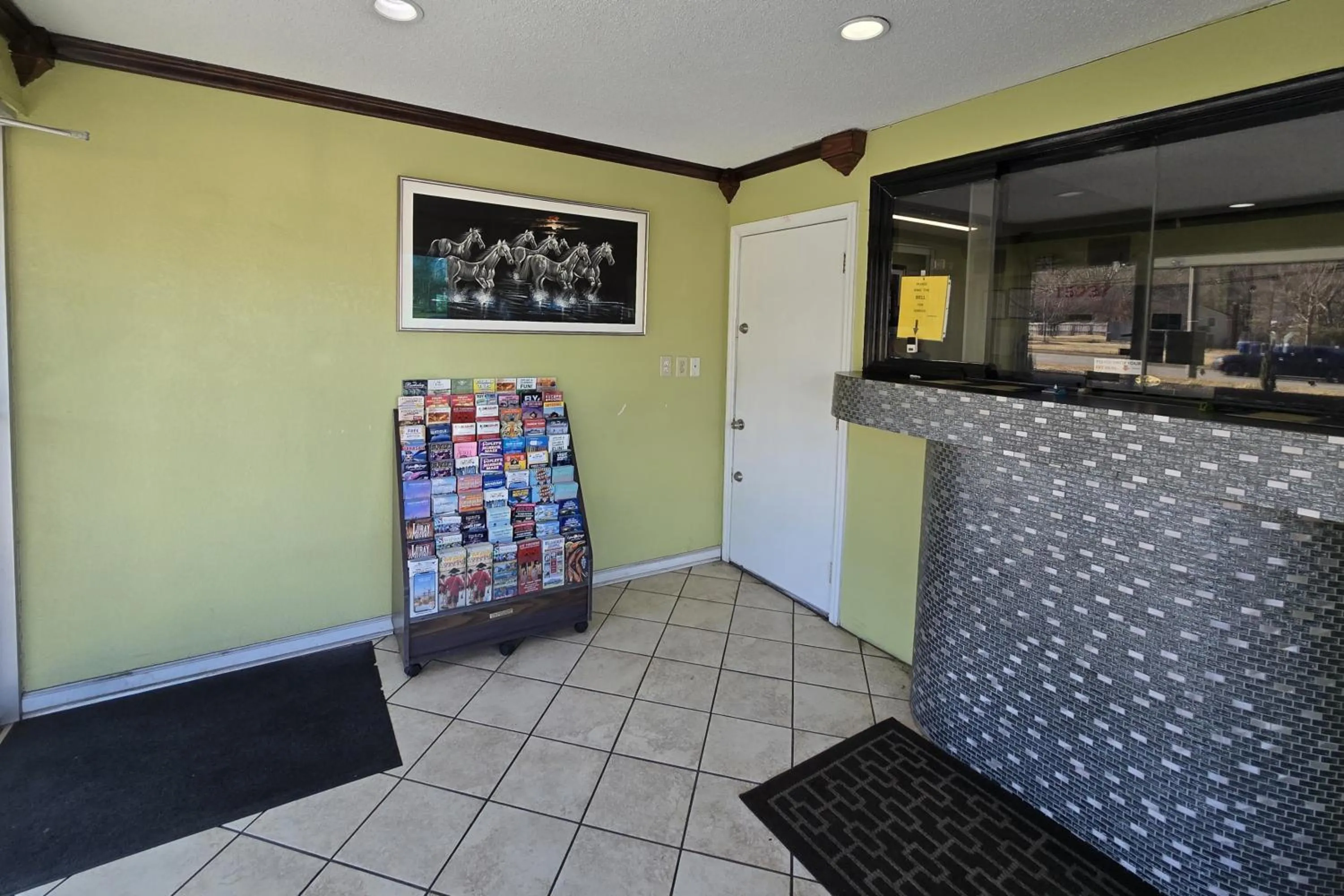 Lobby or reception in Sunrise Inn By OYO Newport News US-60