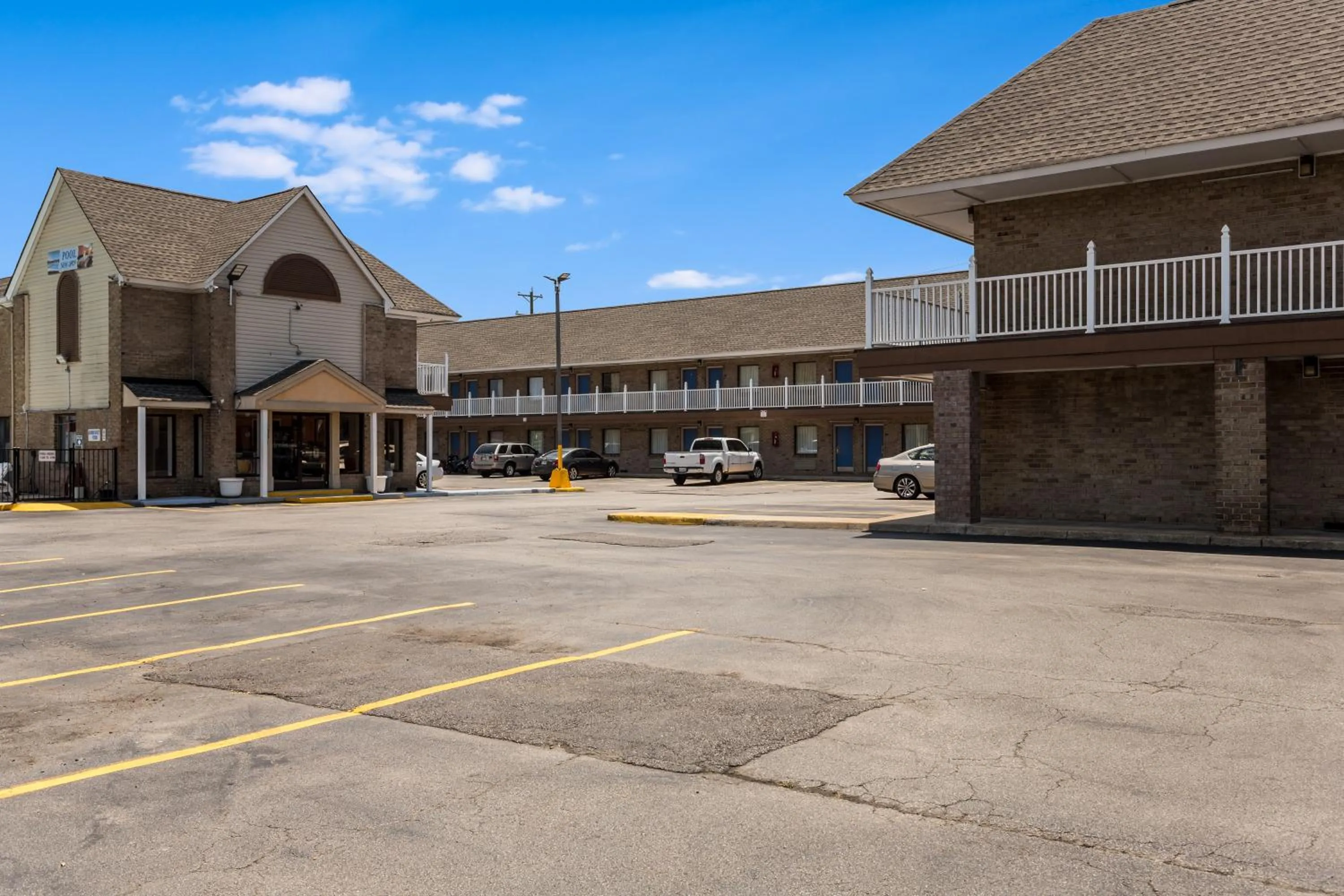 Property building in Motel 6-Portsmouth, VA