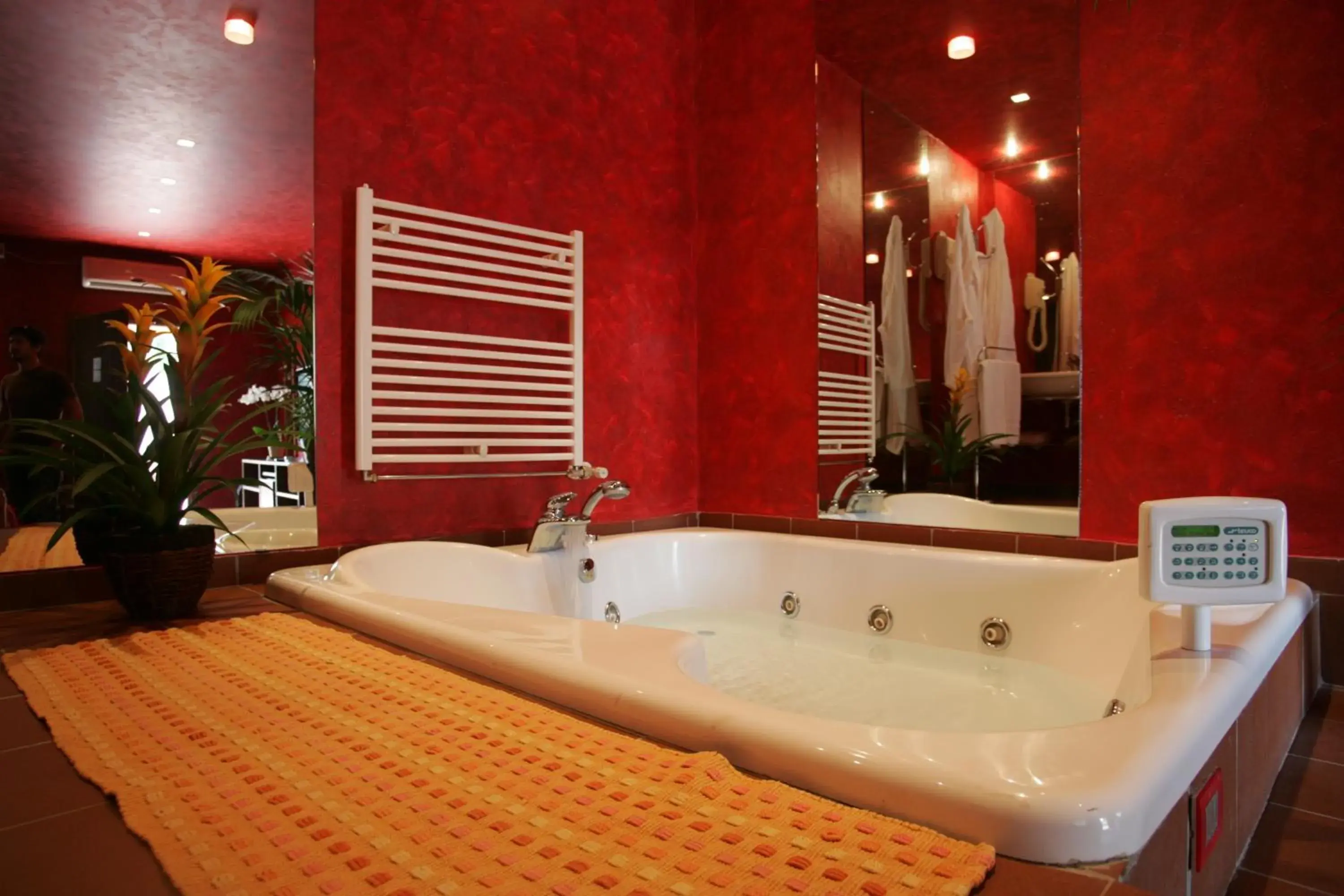 Bathroom in Motel Ranch Bathroom in Motel Ranch