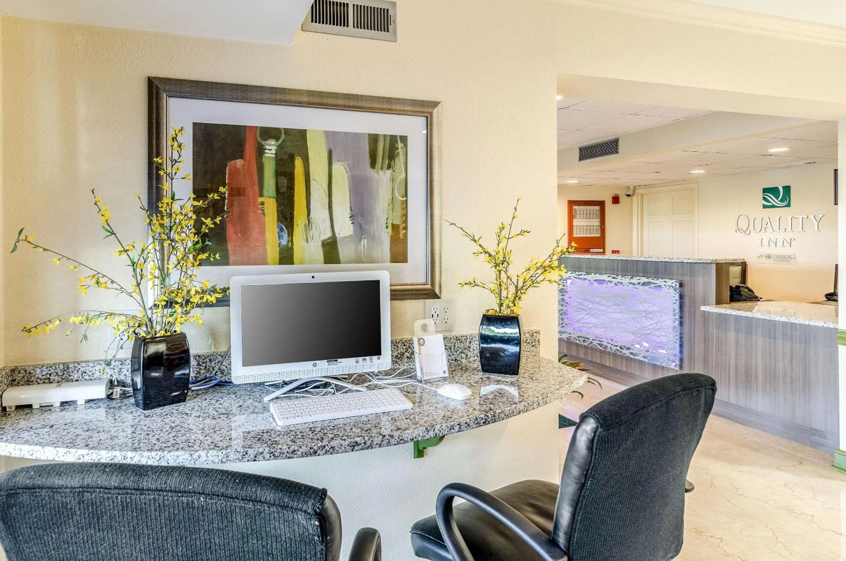 Business facilities in Quality Inn Tanglewood