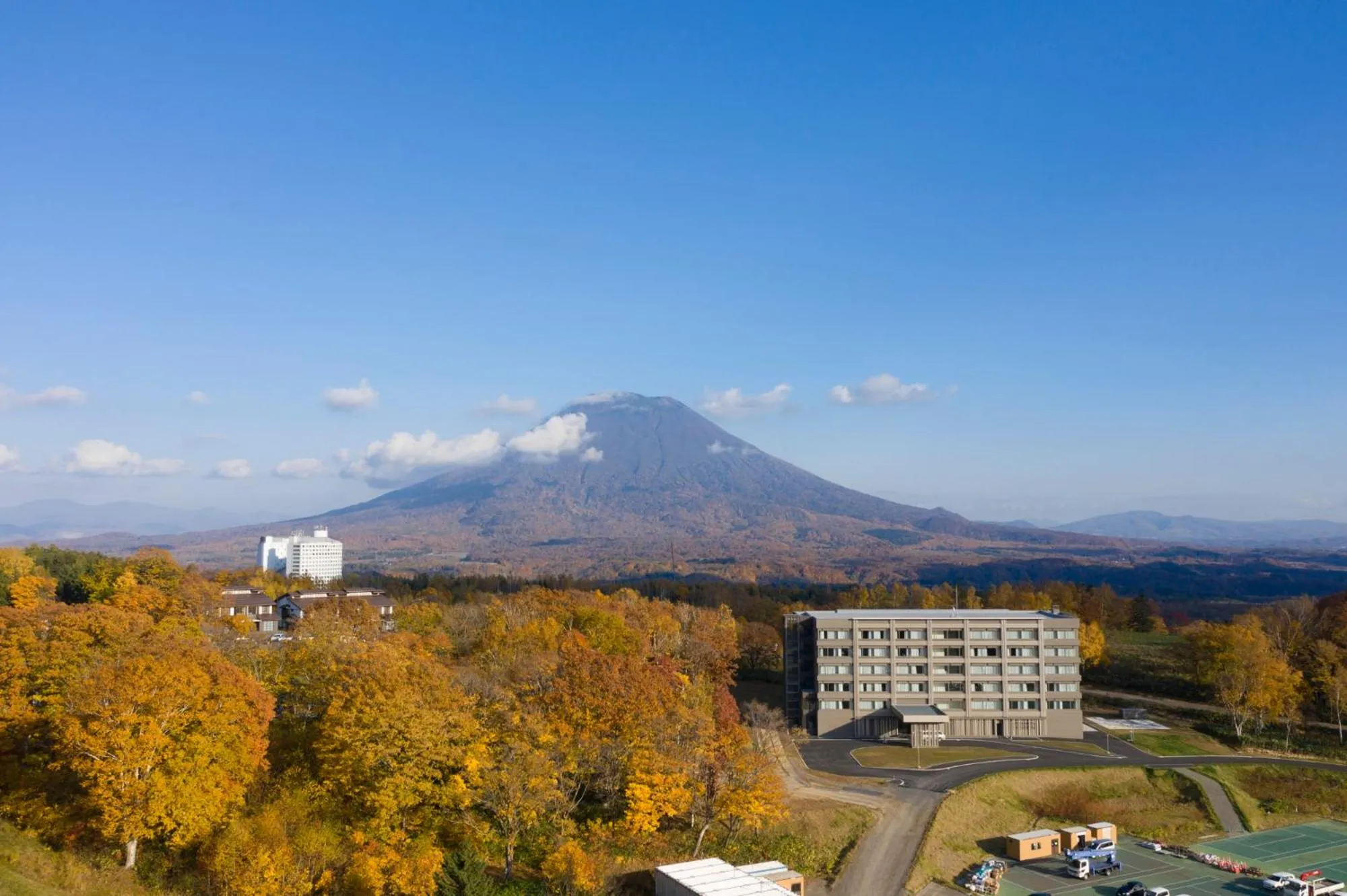 Hinode Hills Niseko Village