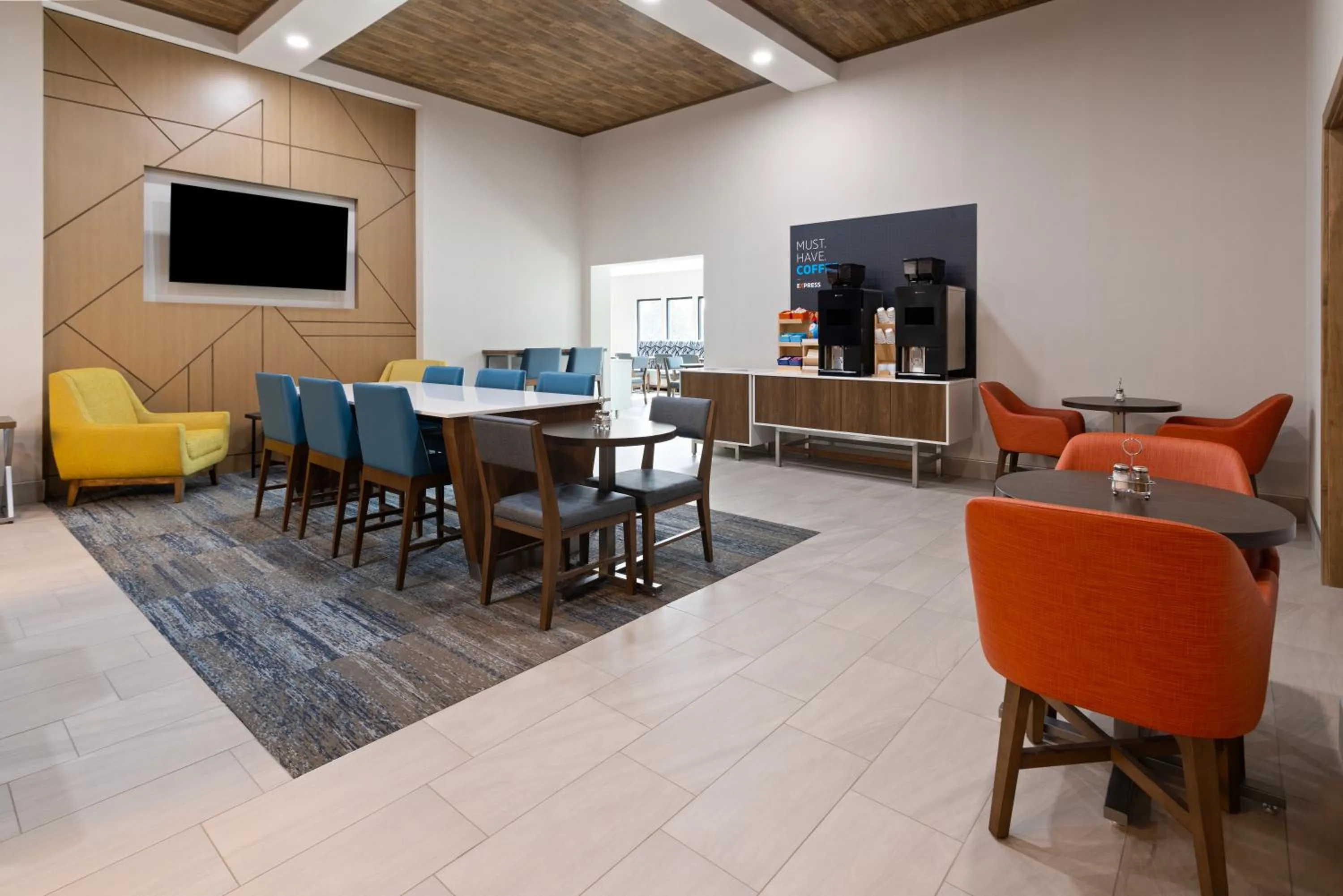 Holiday Inn Express & Suites Leesburg - Historic District by IHG