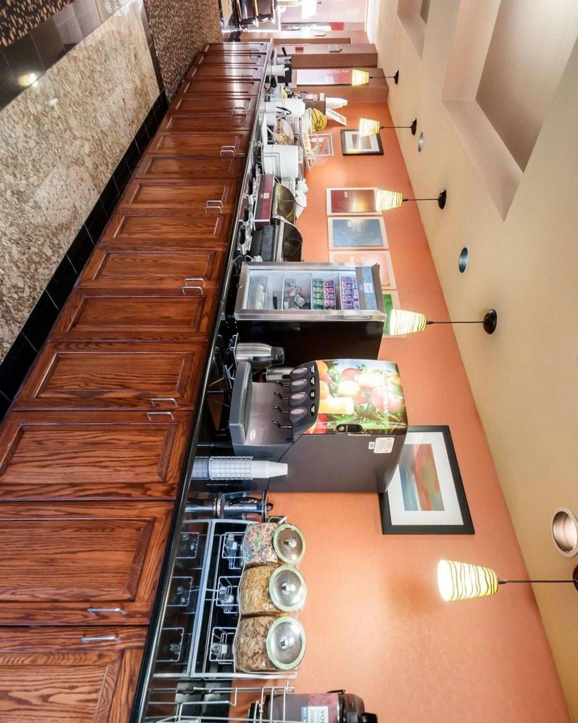 Restaurant/places to eat in Comfort Suites Dulles Airport