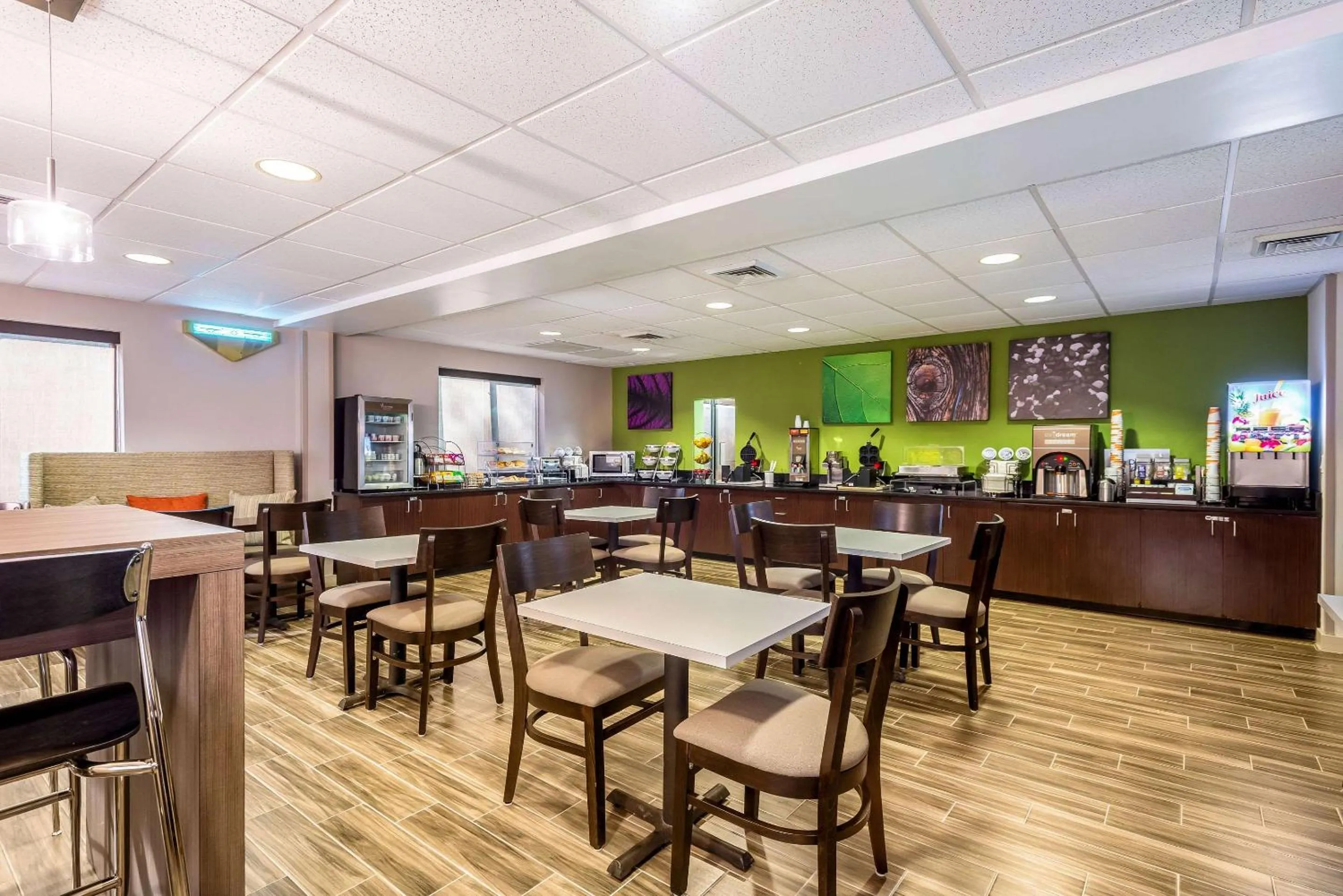 Breakfast in Sleep Inn & Suites Harrisonburg near University