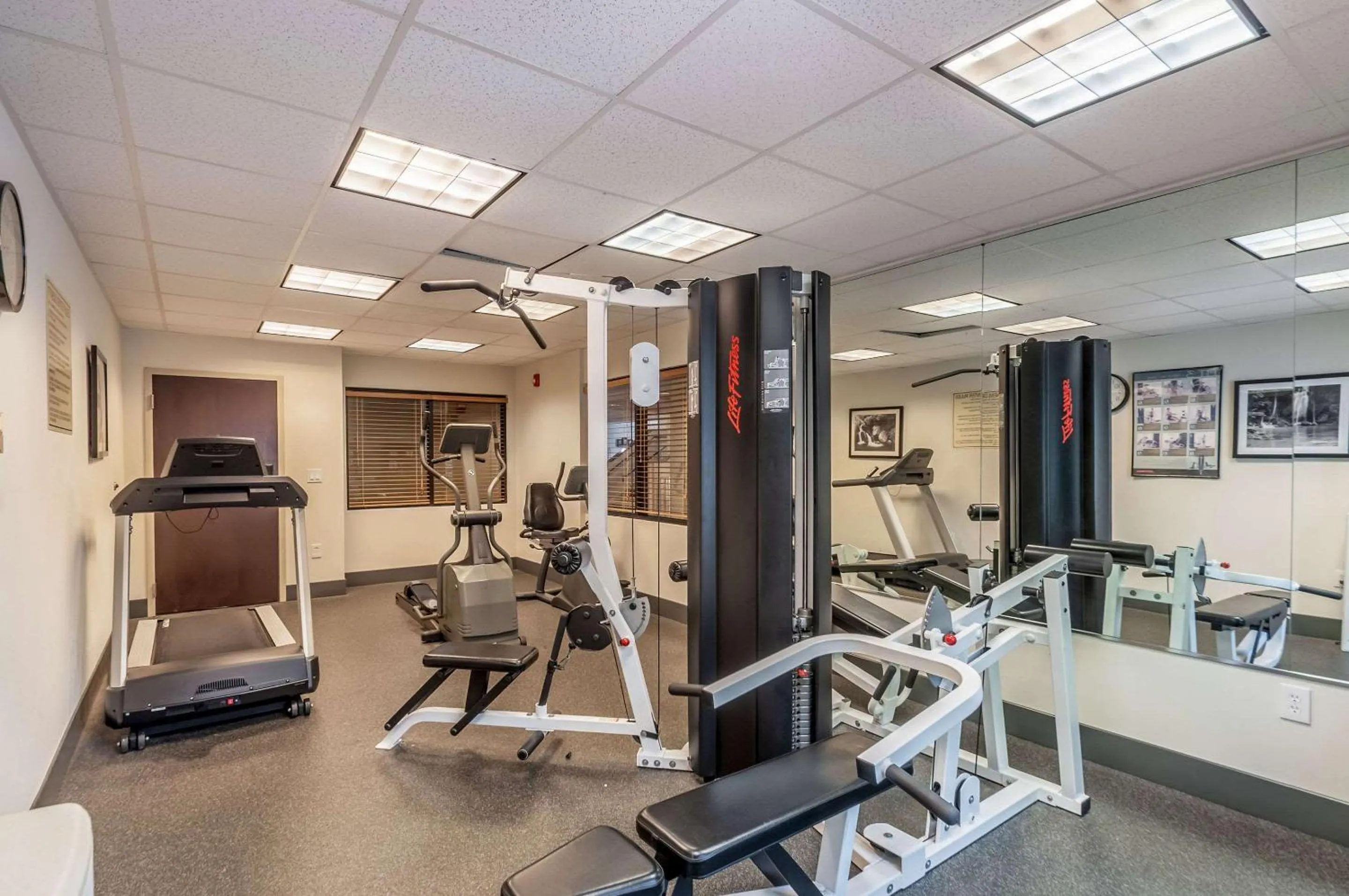 Fitness centre/facilities in Sleep Inn & Suites Harrisonburg near University