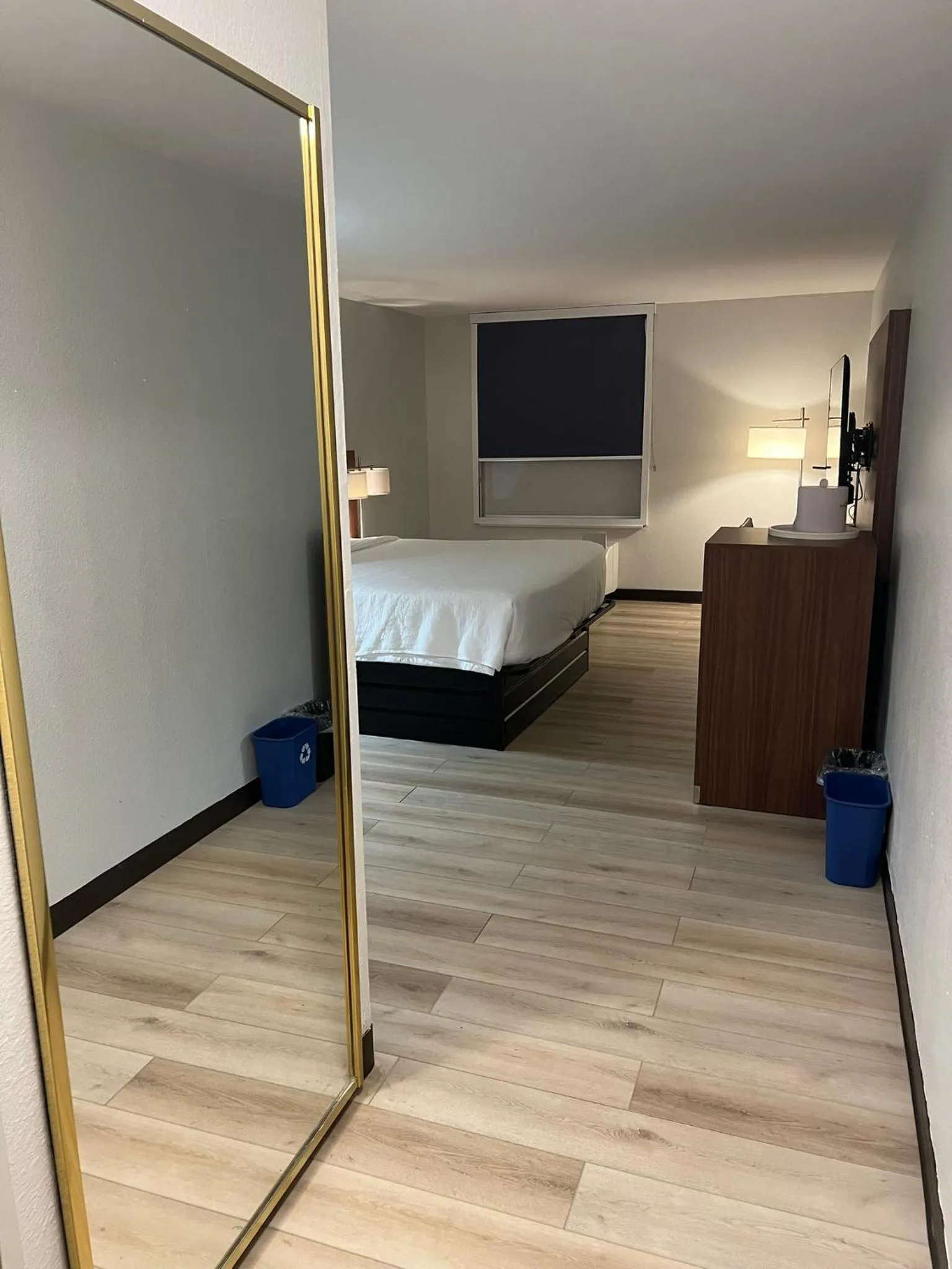 Bedroom, Bed in Wingate by Wyndham I-81 Exit 101- Newly Renovated