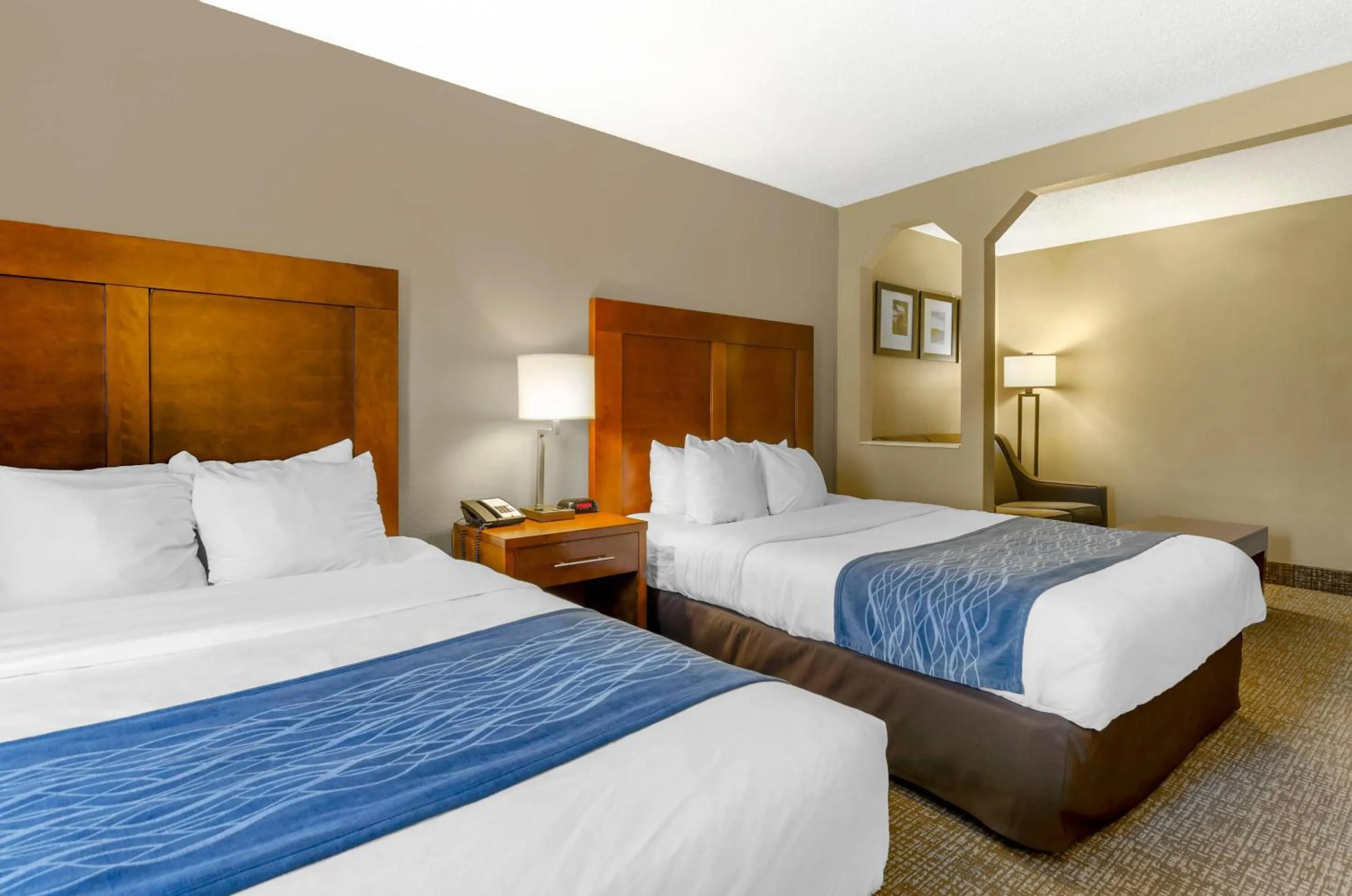 Bedroom, Bed in Comfort Inn & Suites Christiansburg I-81